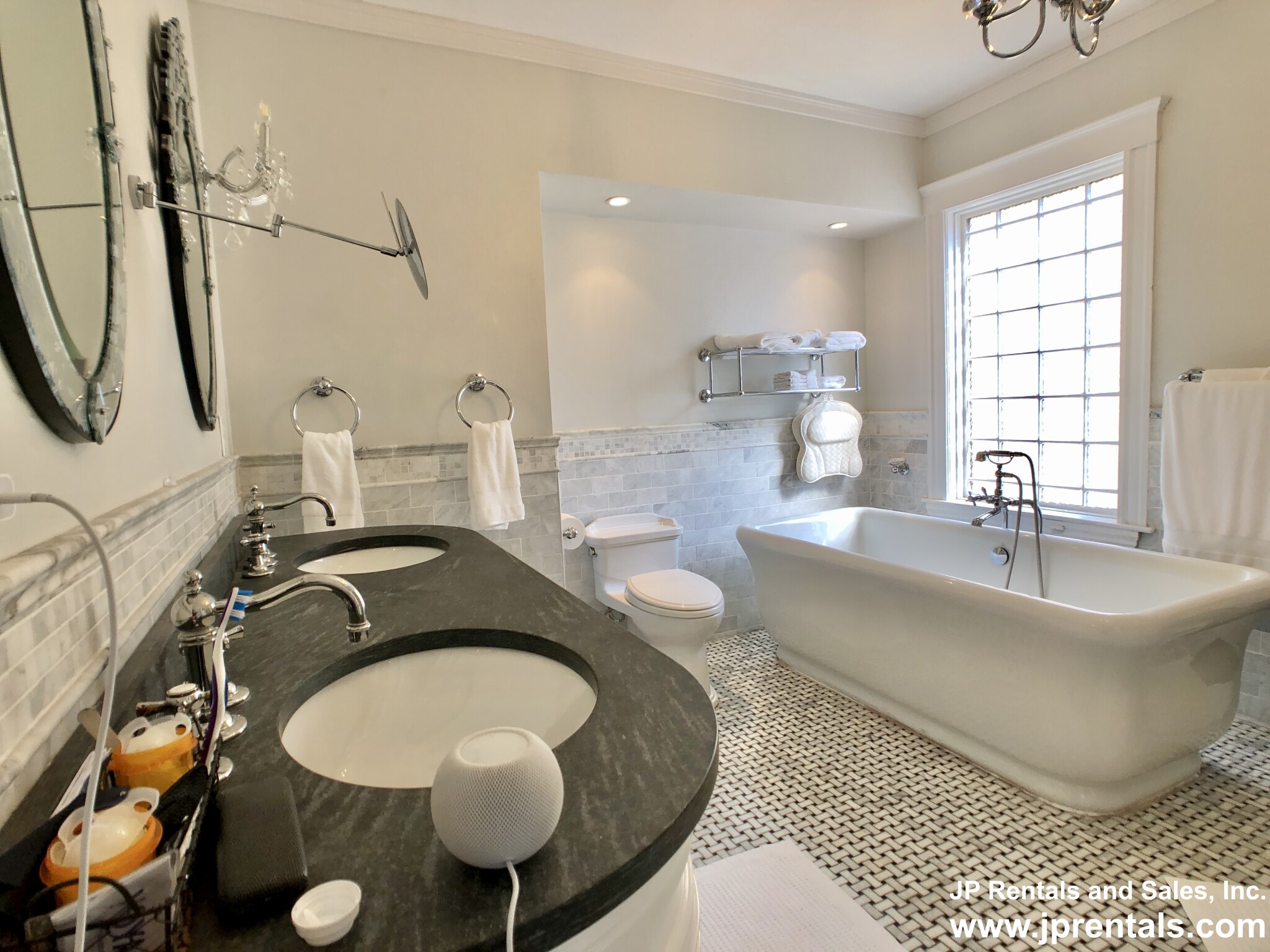 4 bed, 3 bath apartment for rent at 5 Parkwood Ter Unit 1 CO, Jamaica Plain — photo 15 of 26