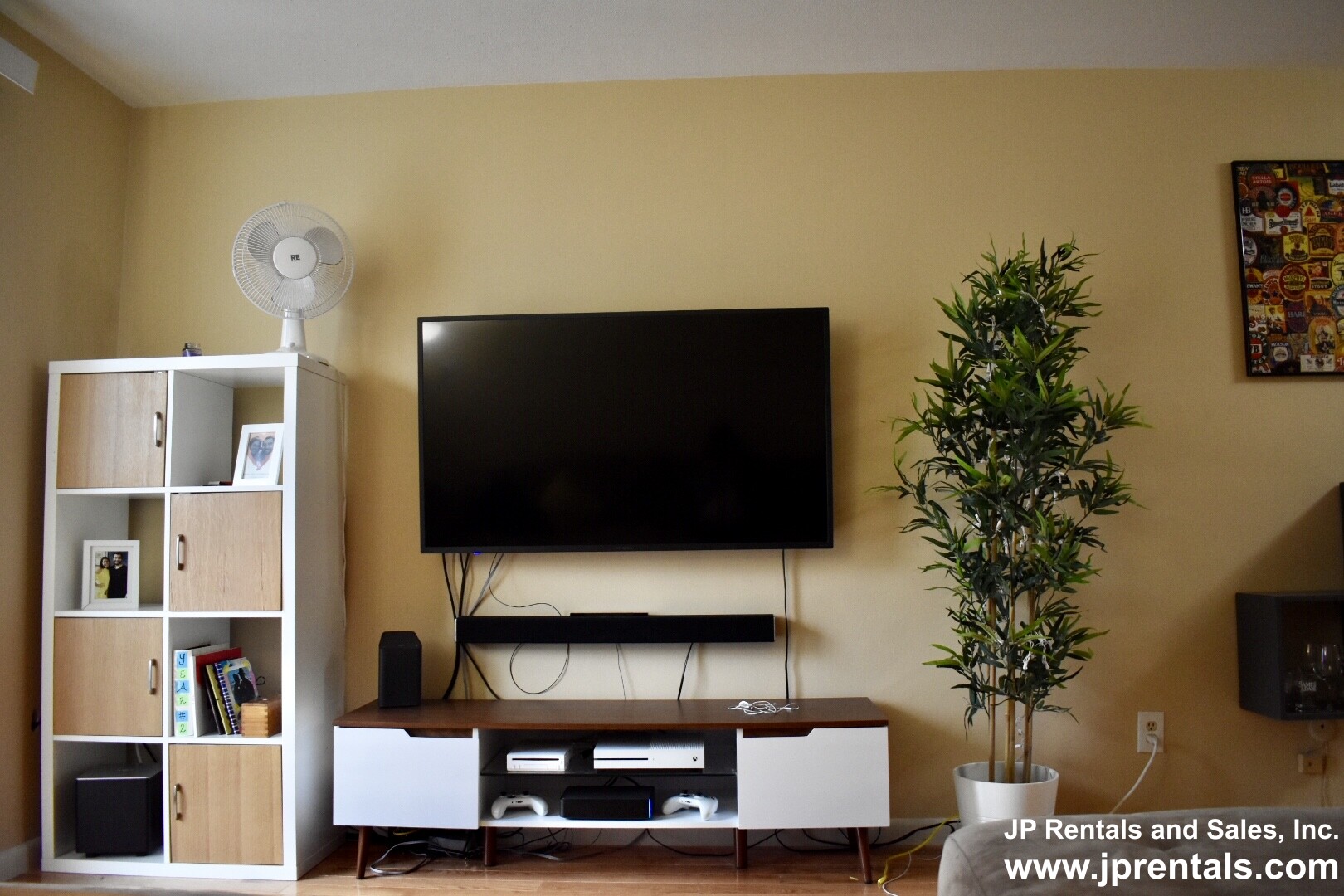 1 bed, 1 bath apartment for rent at 804 Centre St Unit 206 CO, Jamaica Plain — photo 3 of 10