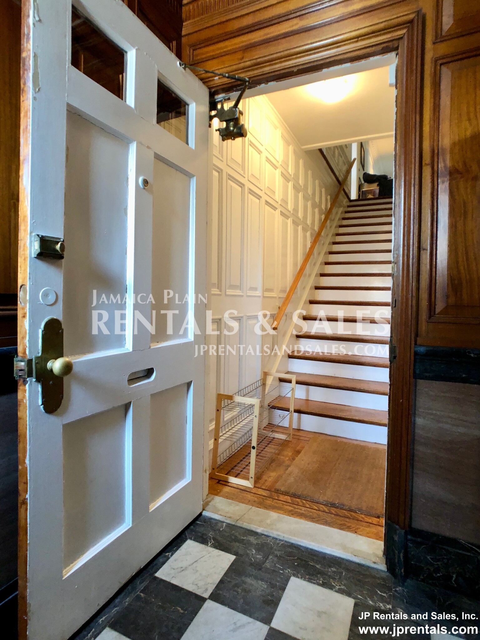 480 Jamaicaway, Jamaica Plain