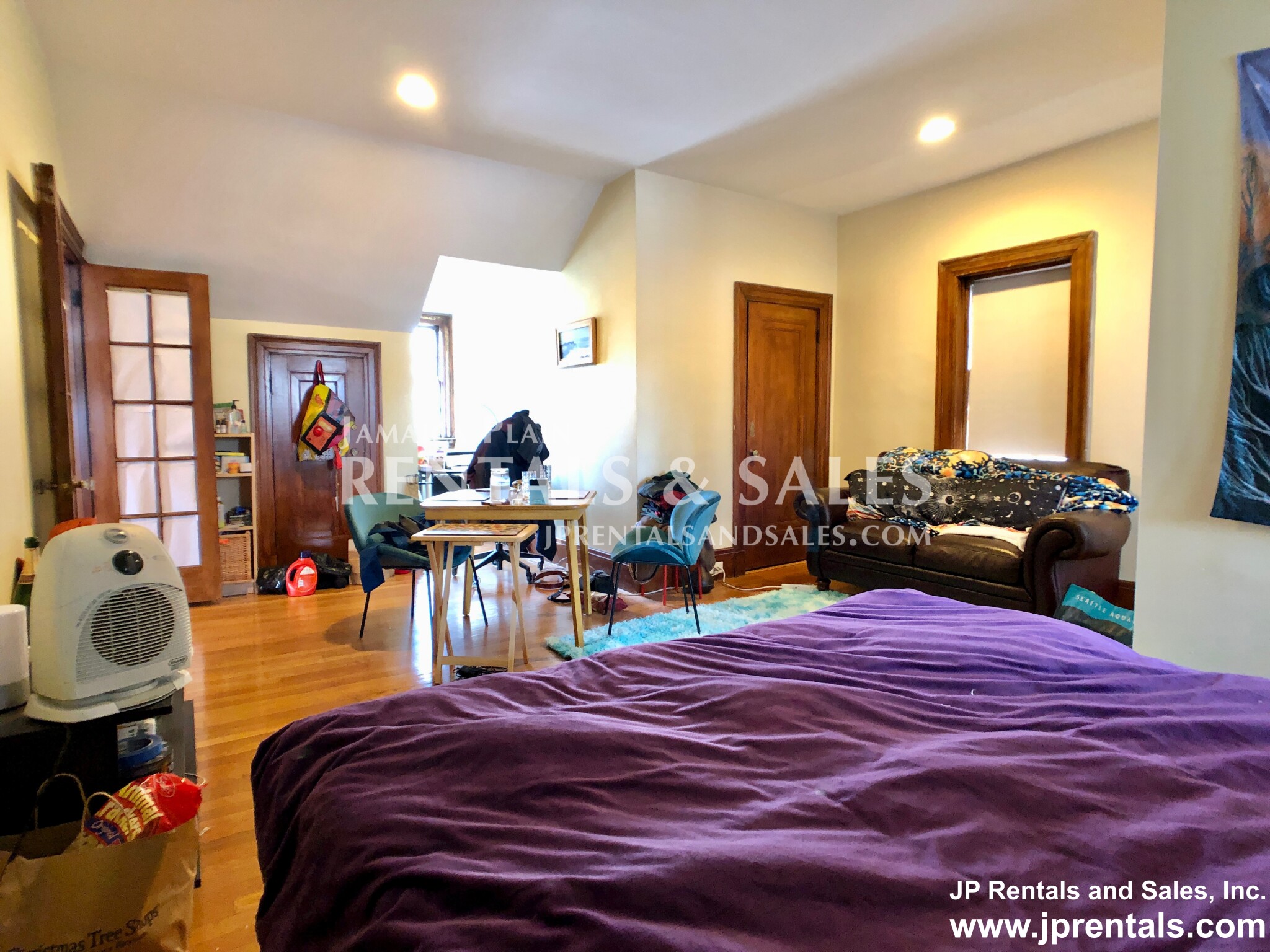 480 Jamaicaway, Jamaica Plain