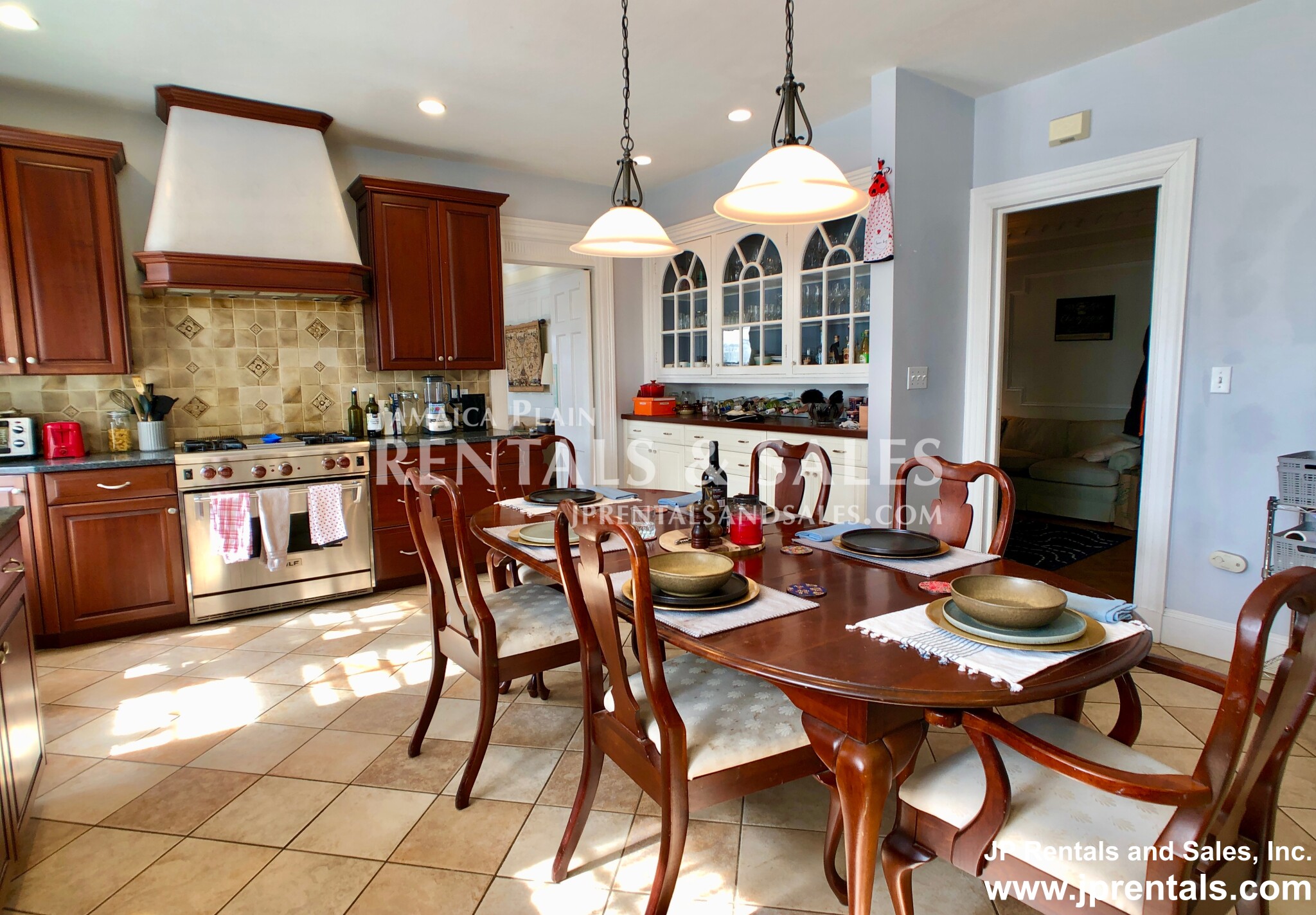 480 Jamaicaway, Jamaica Plain