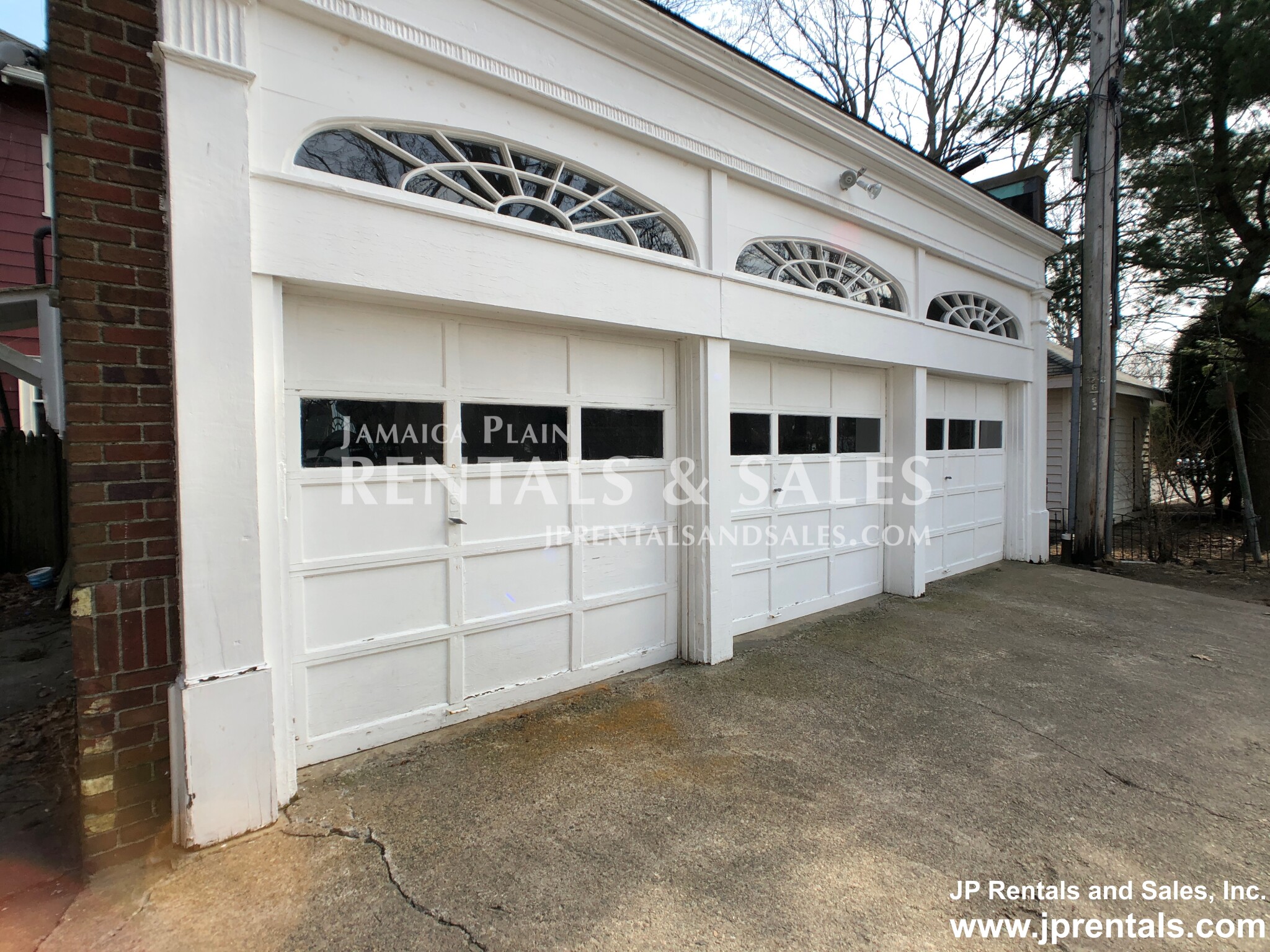 480 Jamaicaway, Jamaica Plain