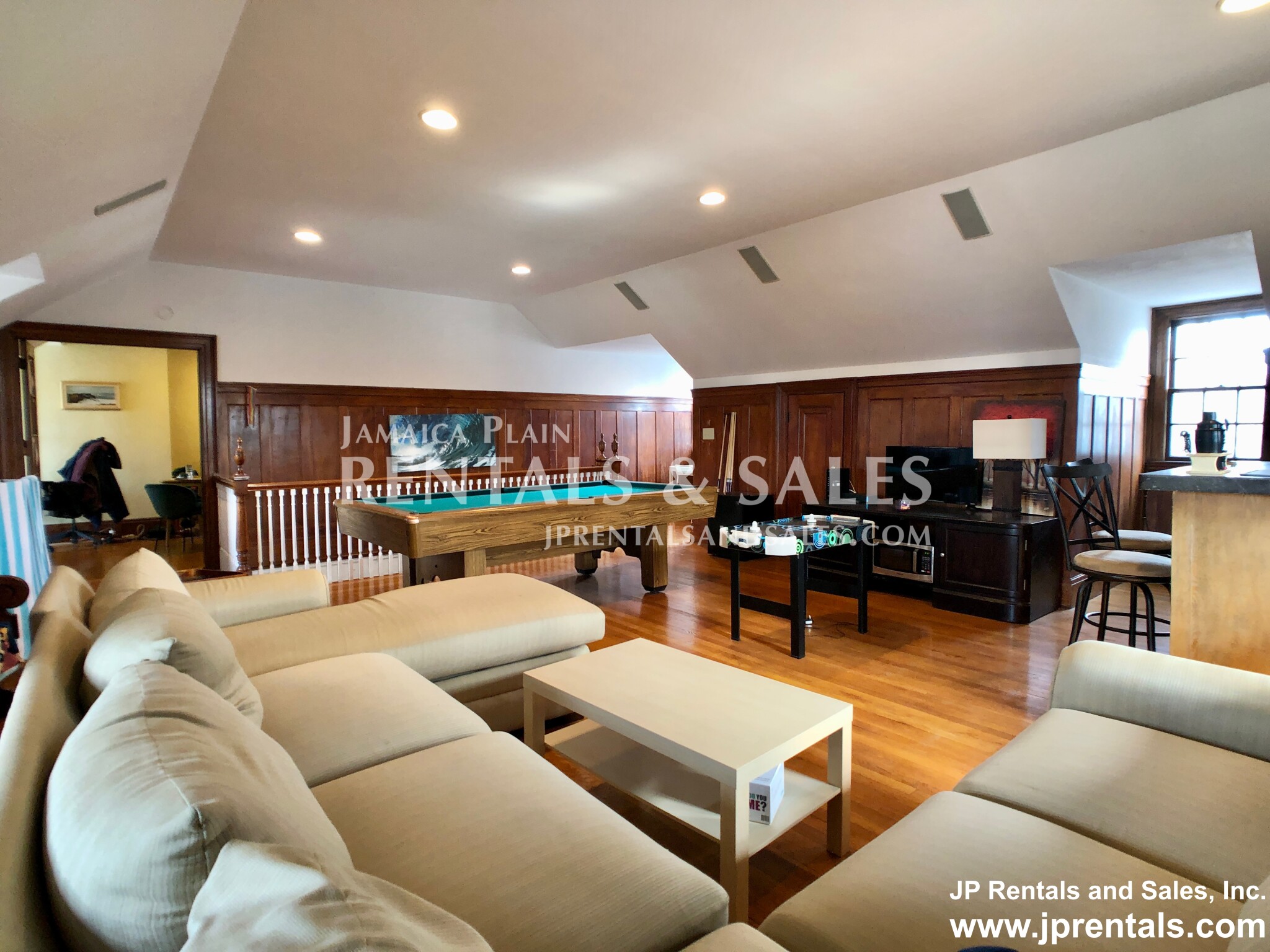 480 Jamaicaway, Jamaica Plain