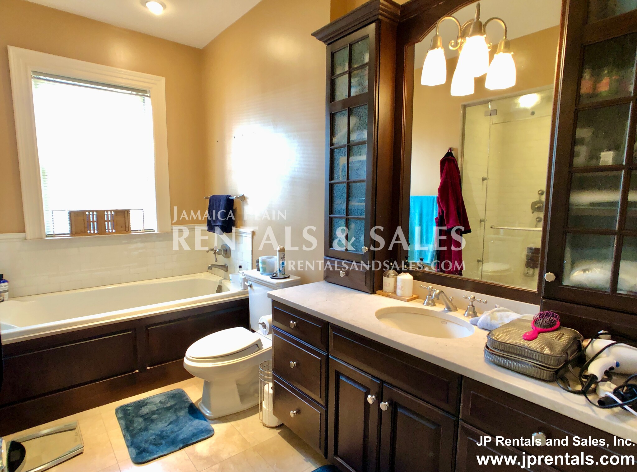 480 Jamaicaway, Jamaica Plain