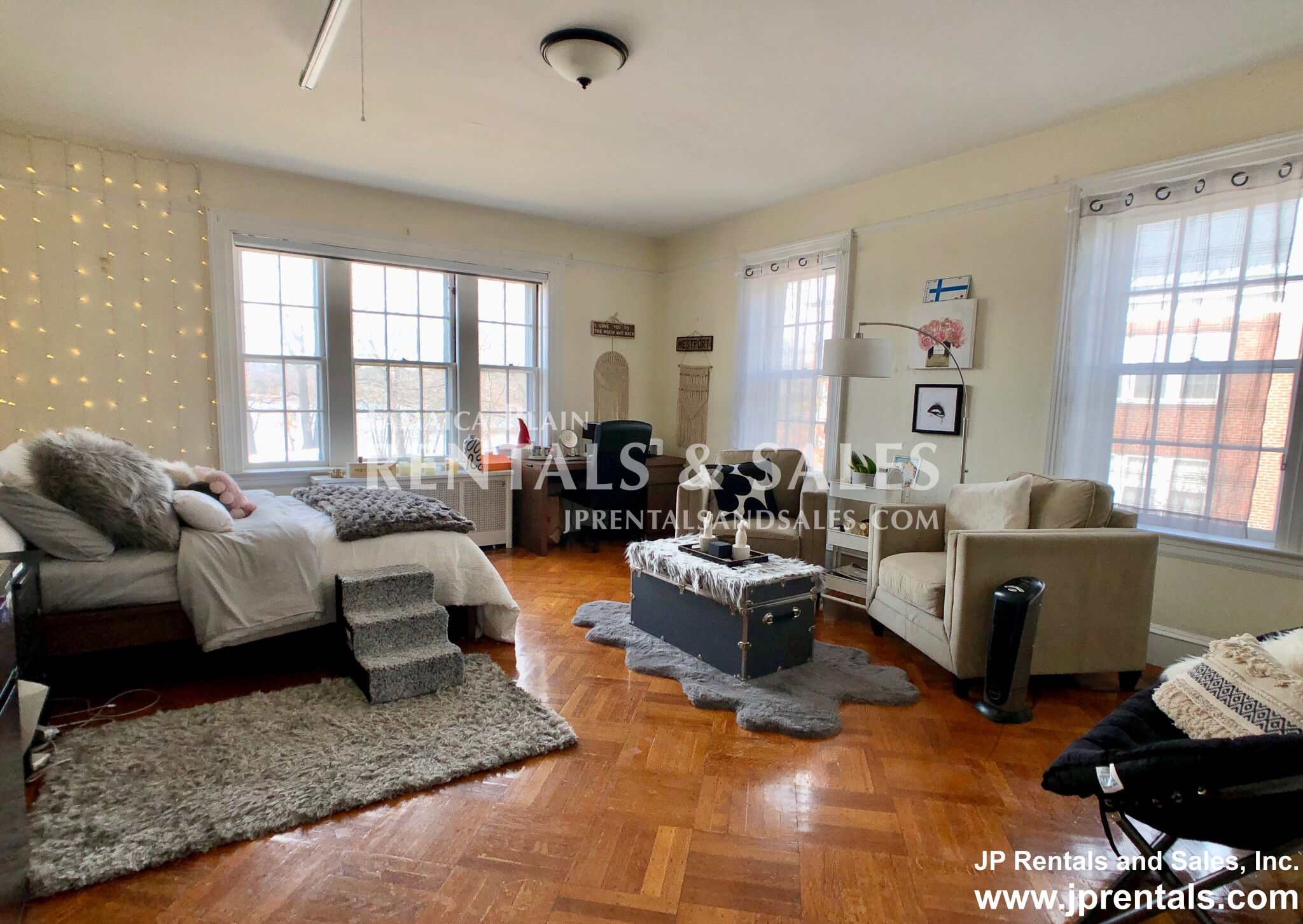 480 Jamaicaway, Jamaica Plain