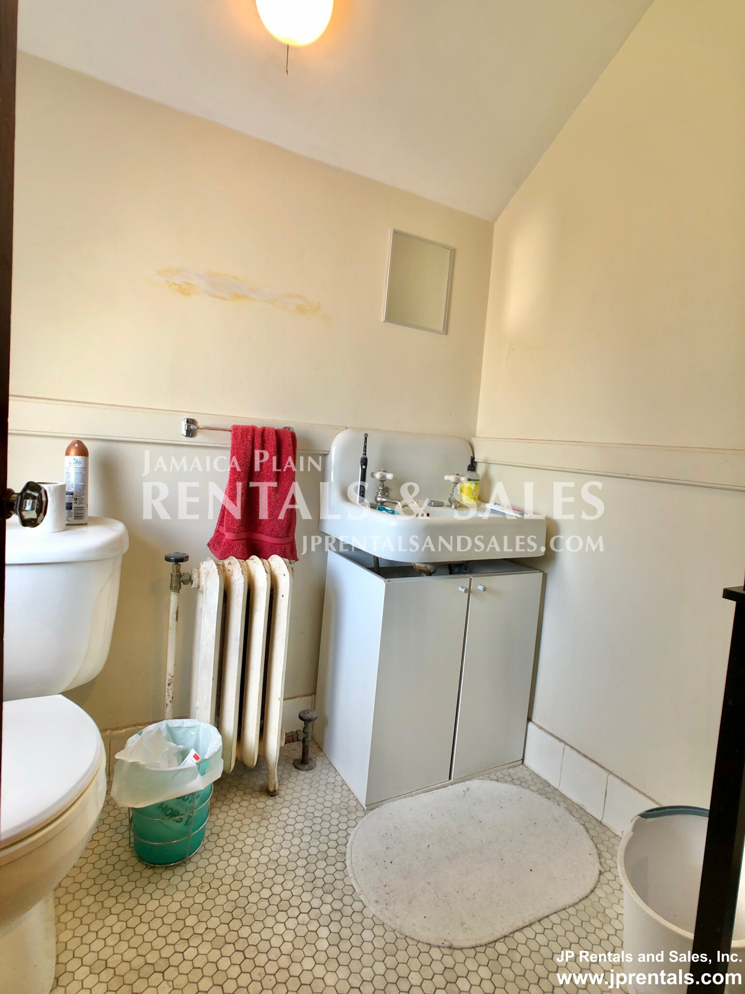 480 Jamaicaway, Jamaica Plain