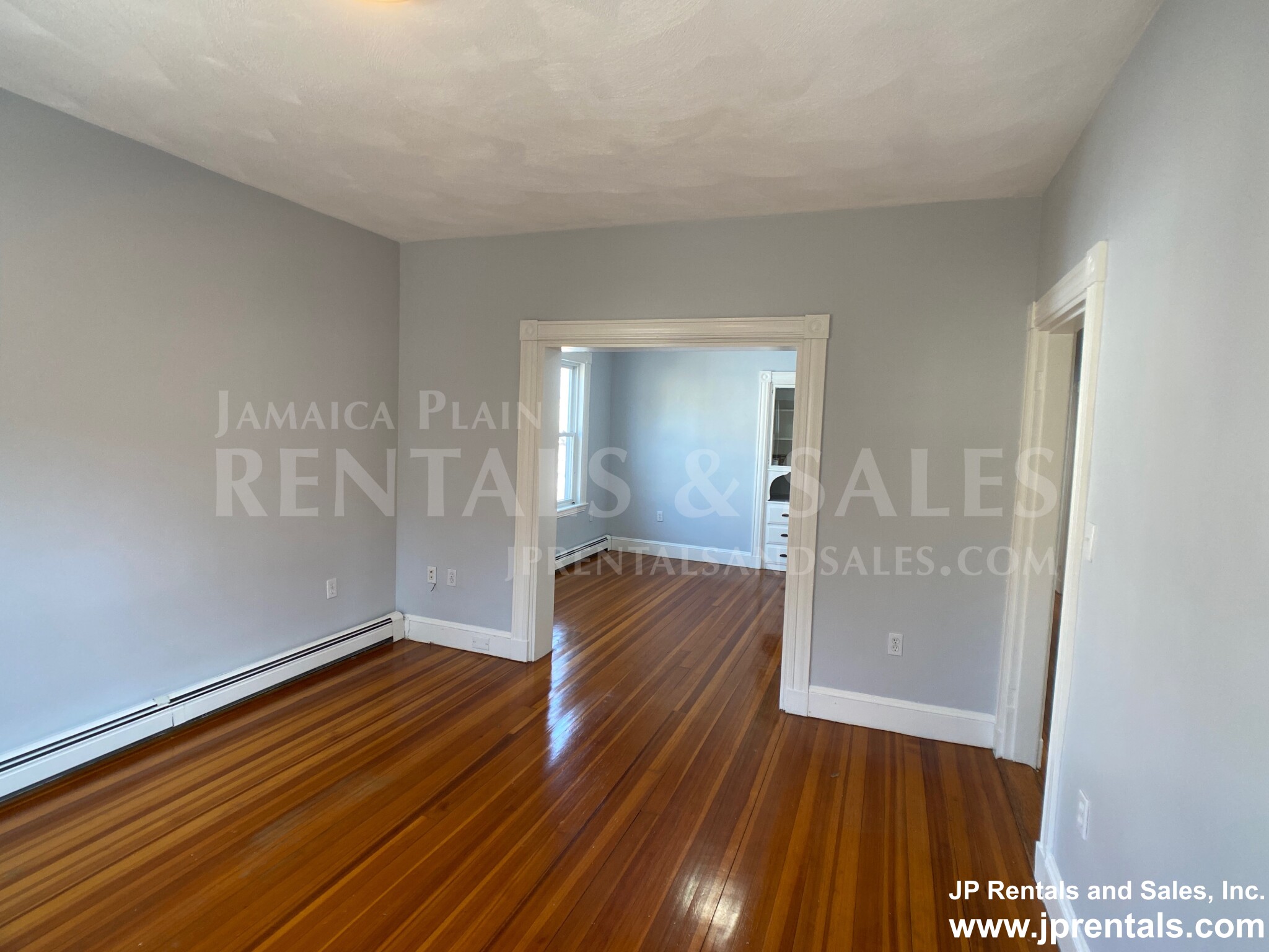 154 Poplar St, Roslindale