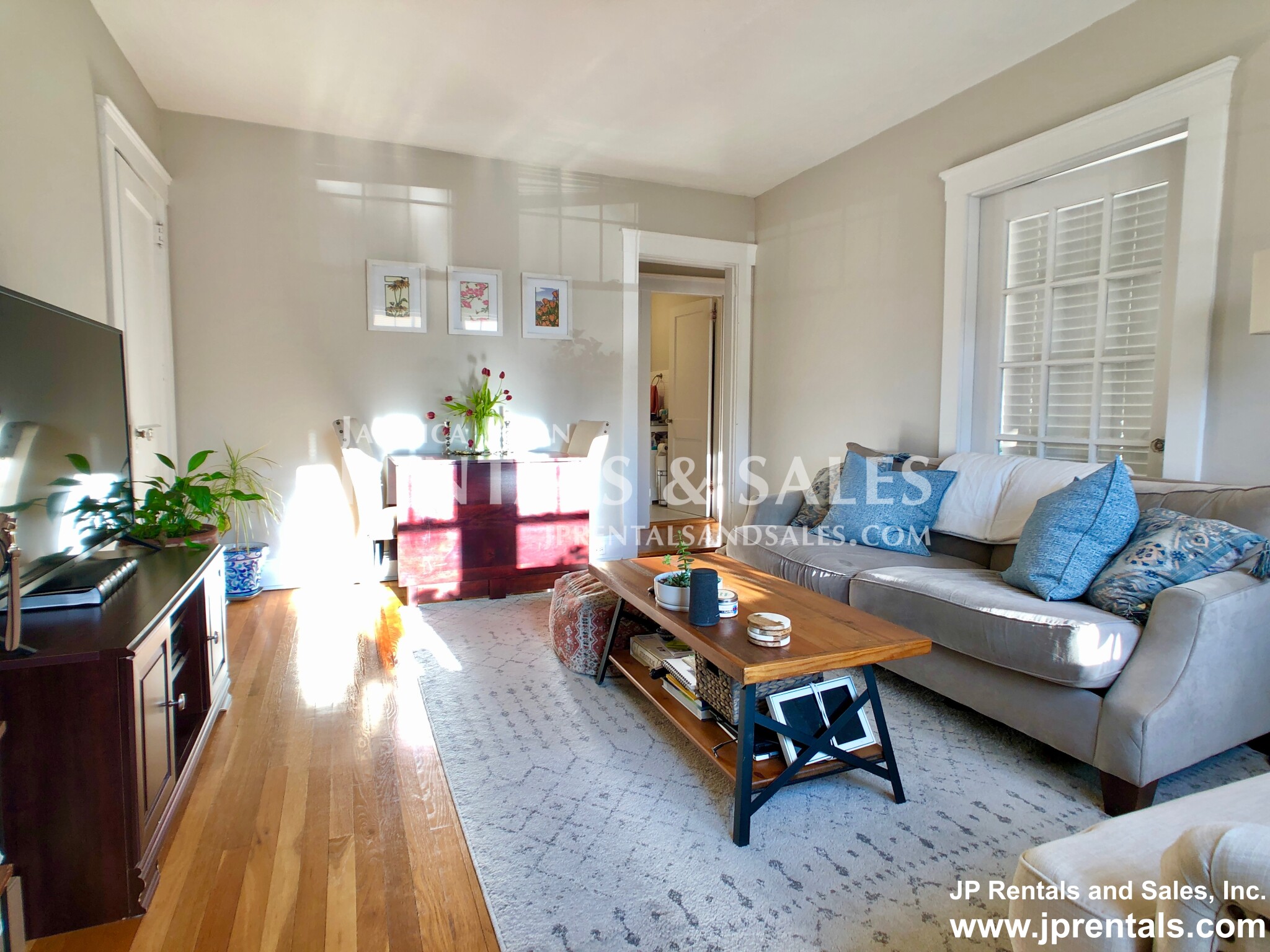 136 Arborway, Jamaica Plain