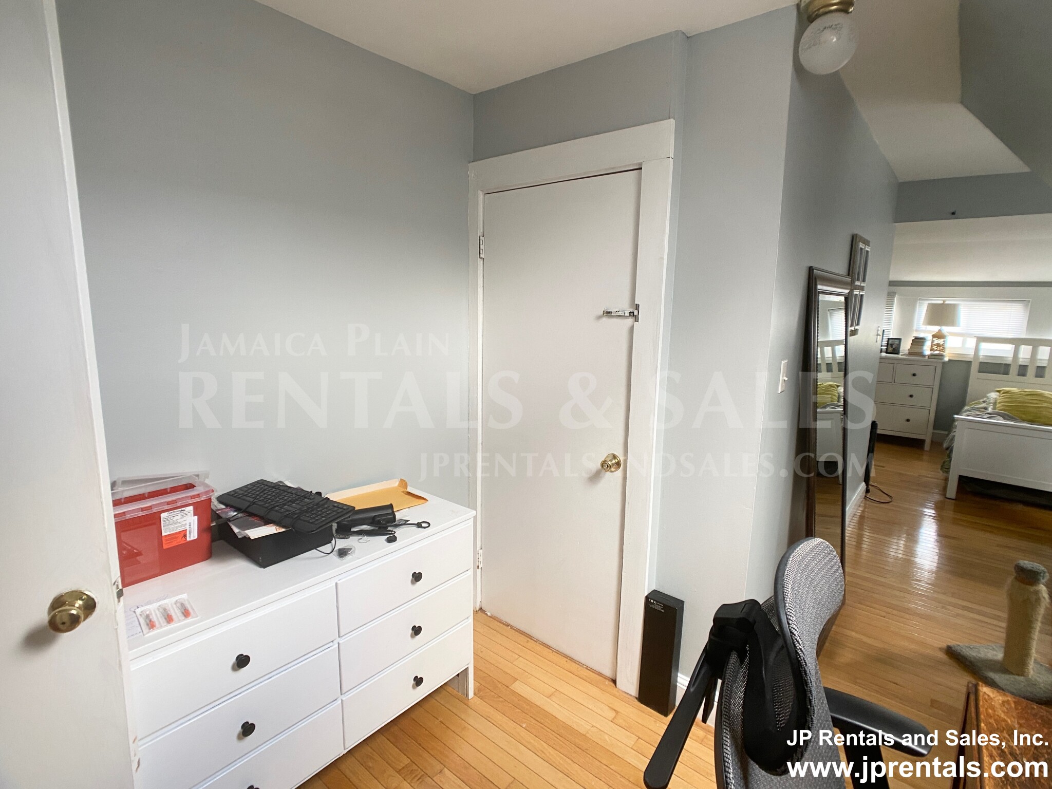 51 Cornwall St, Jamaica Plain