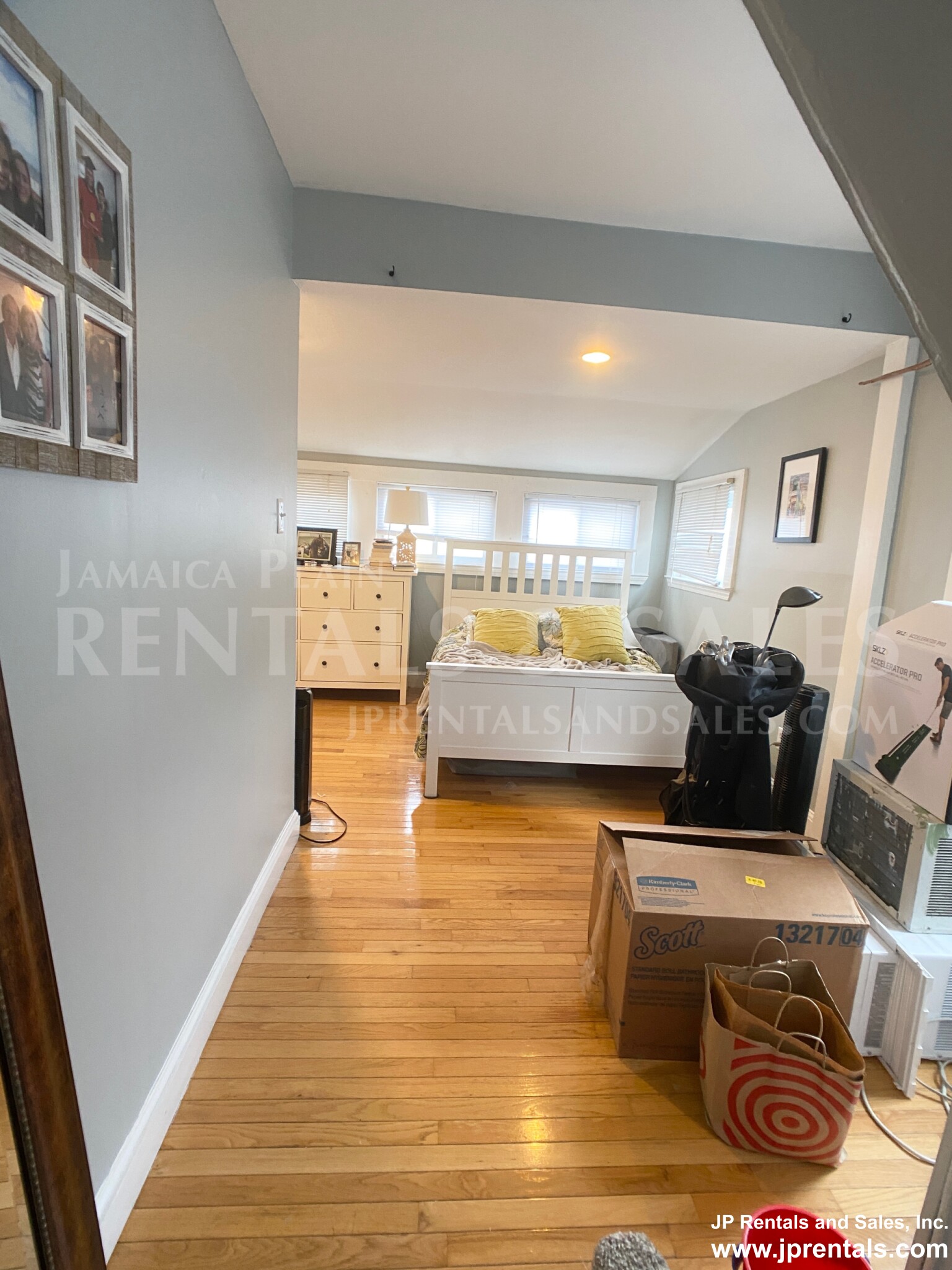 51 Cornwall St, Jamaica Plain