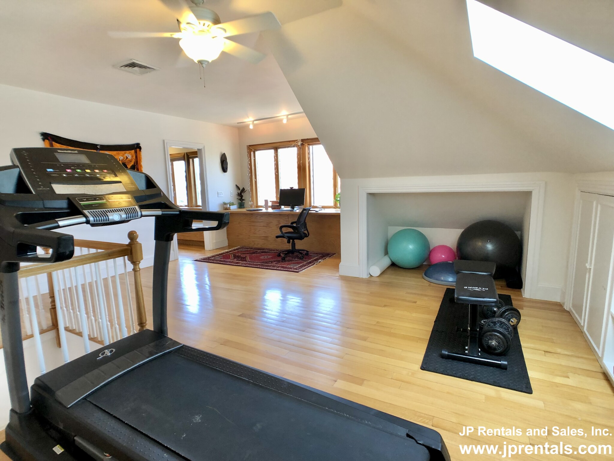 32 Lakeville Rd, Jamaica Plain