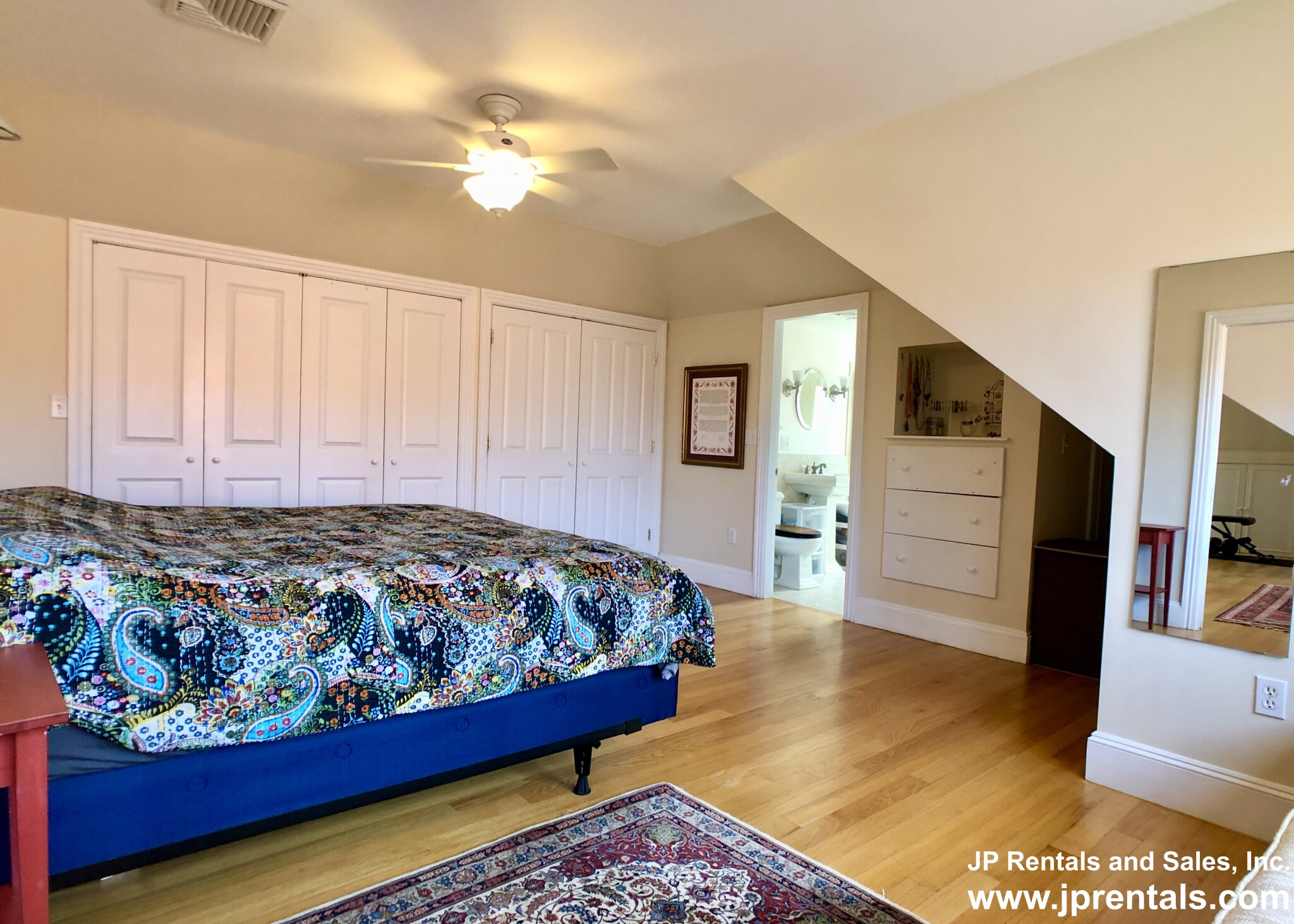 32 Lakeville Rd, Jamaica Plain