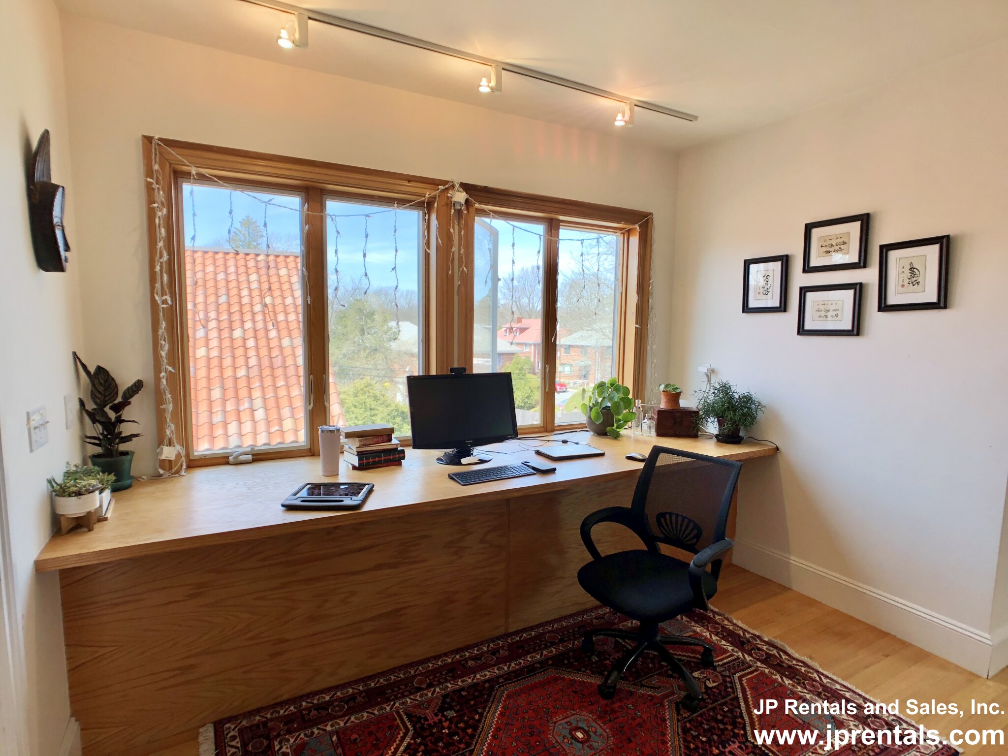 32 Lakeville Rd, Jamaica Plain