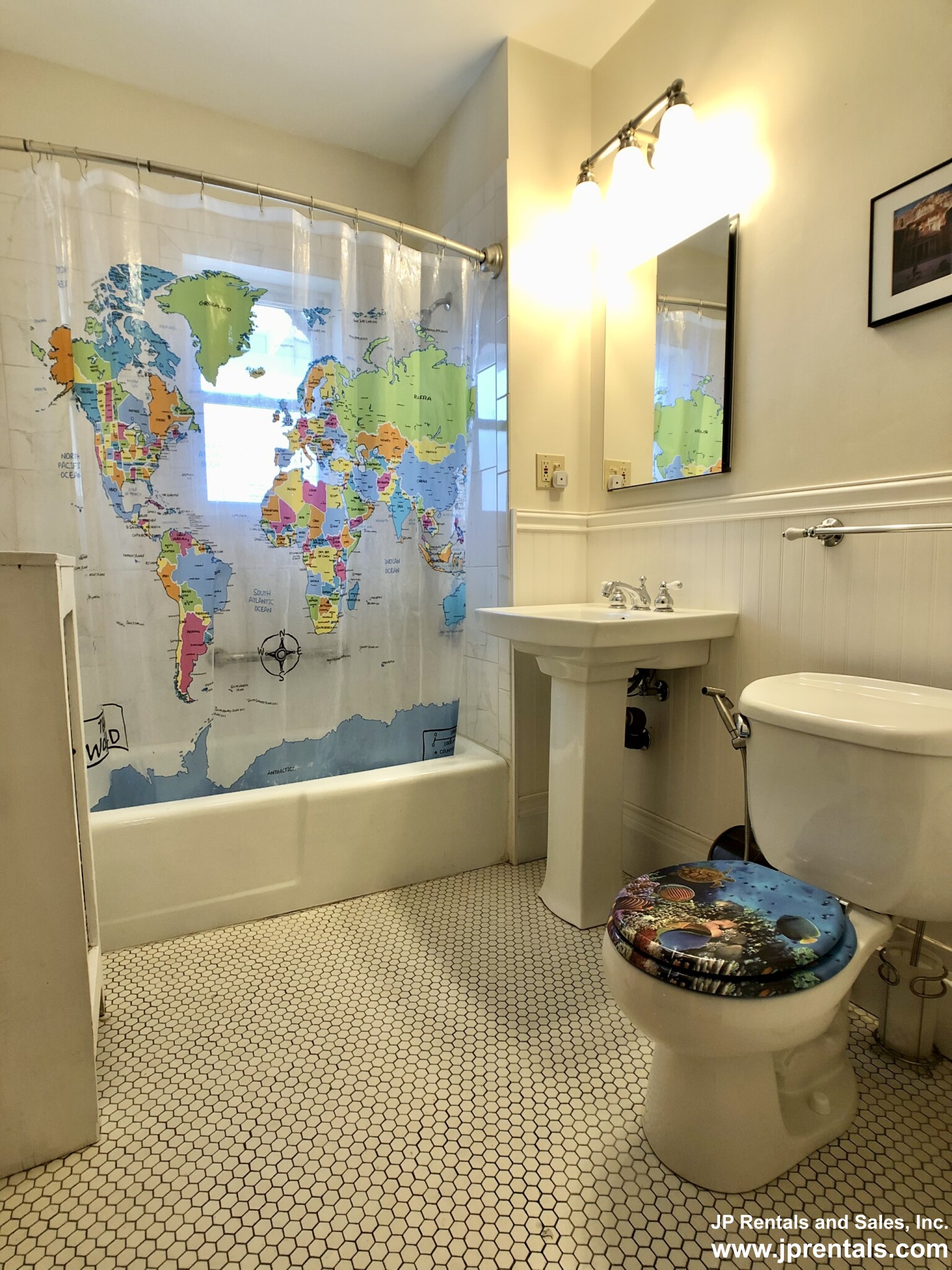 32 Lakeville Rd, Jamaica Plain