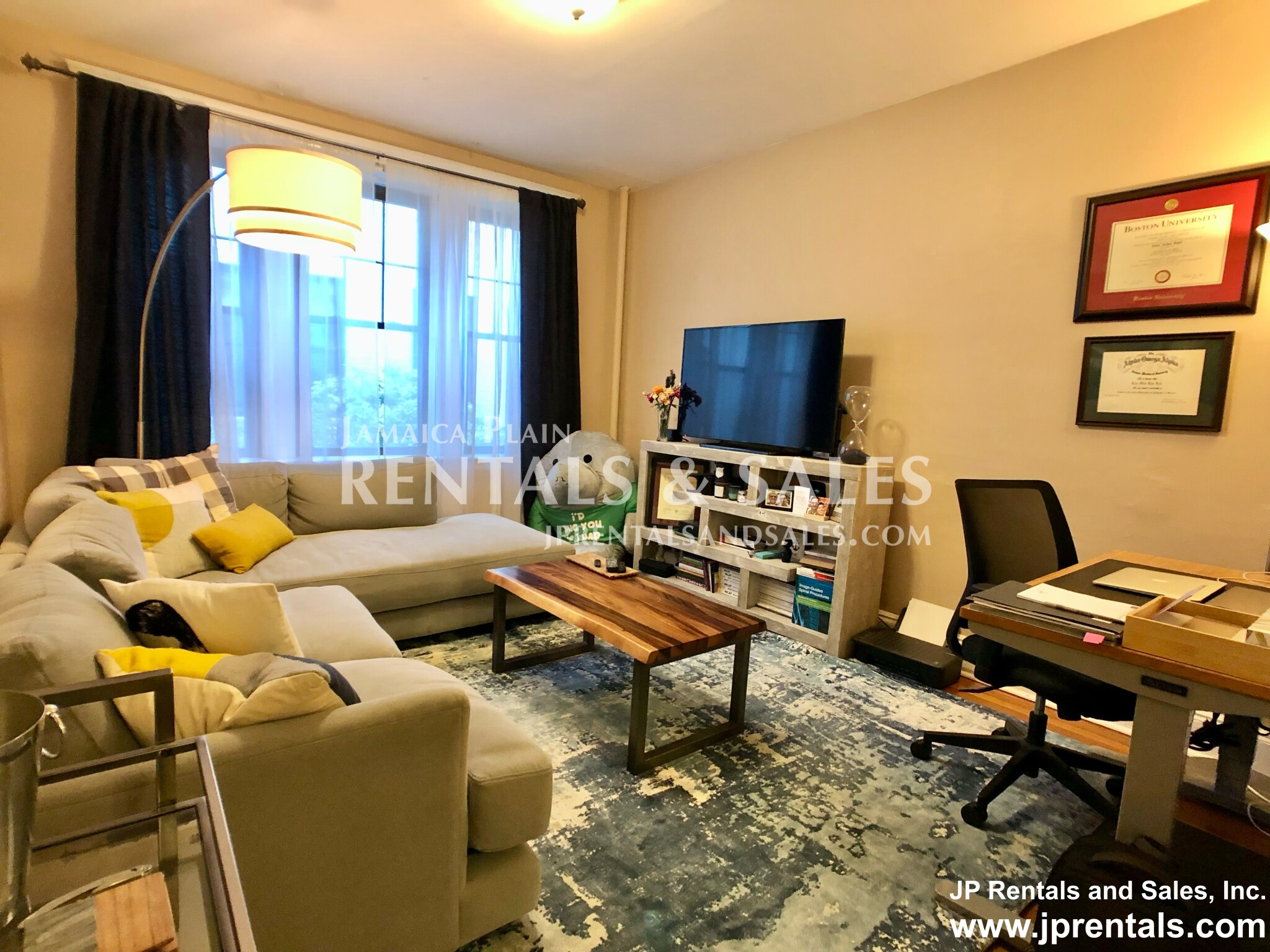 60 Jamaicaway, Jamaica Plain