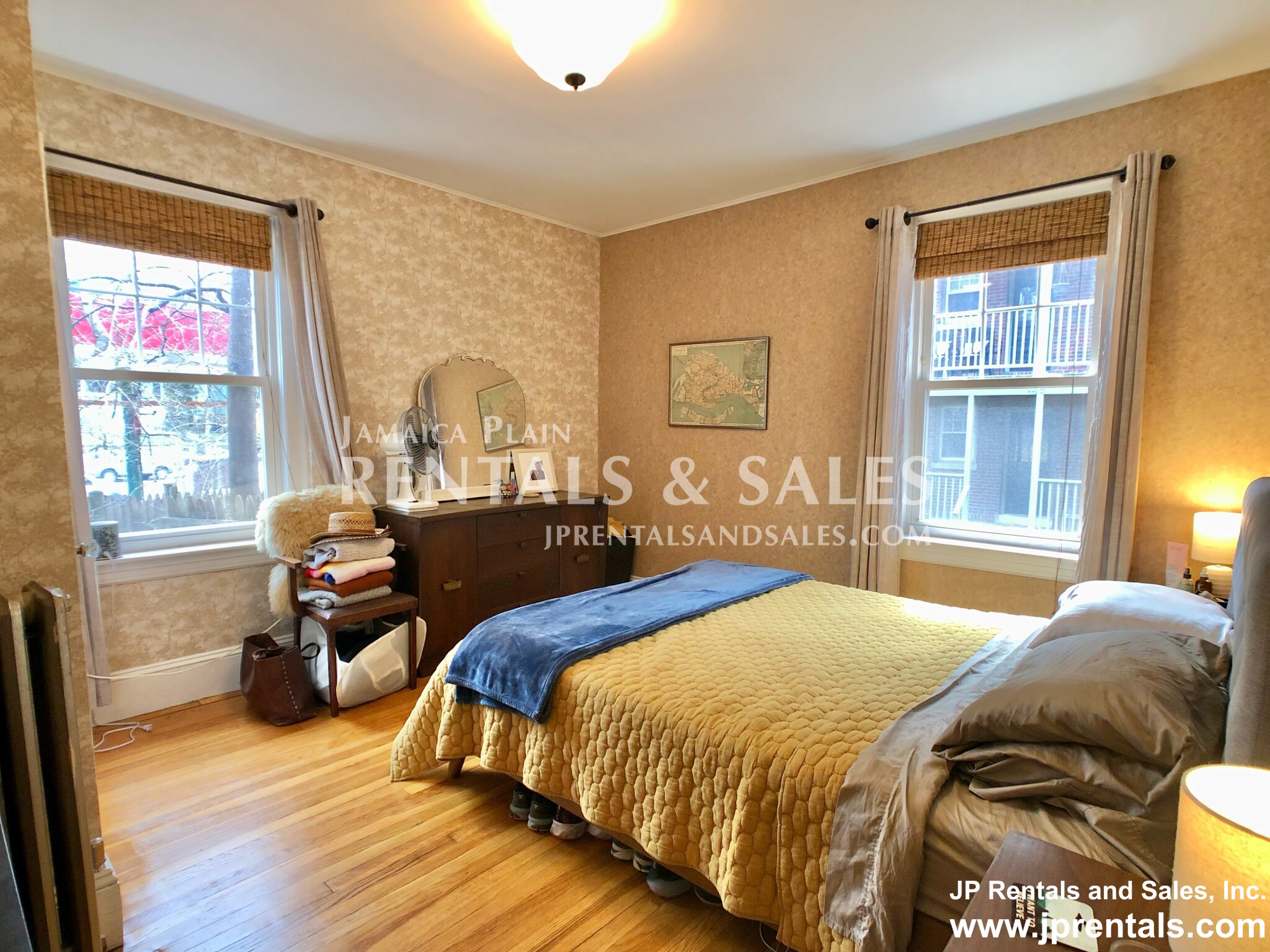 8 Lakeville Rd, Jamaica Plain