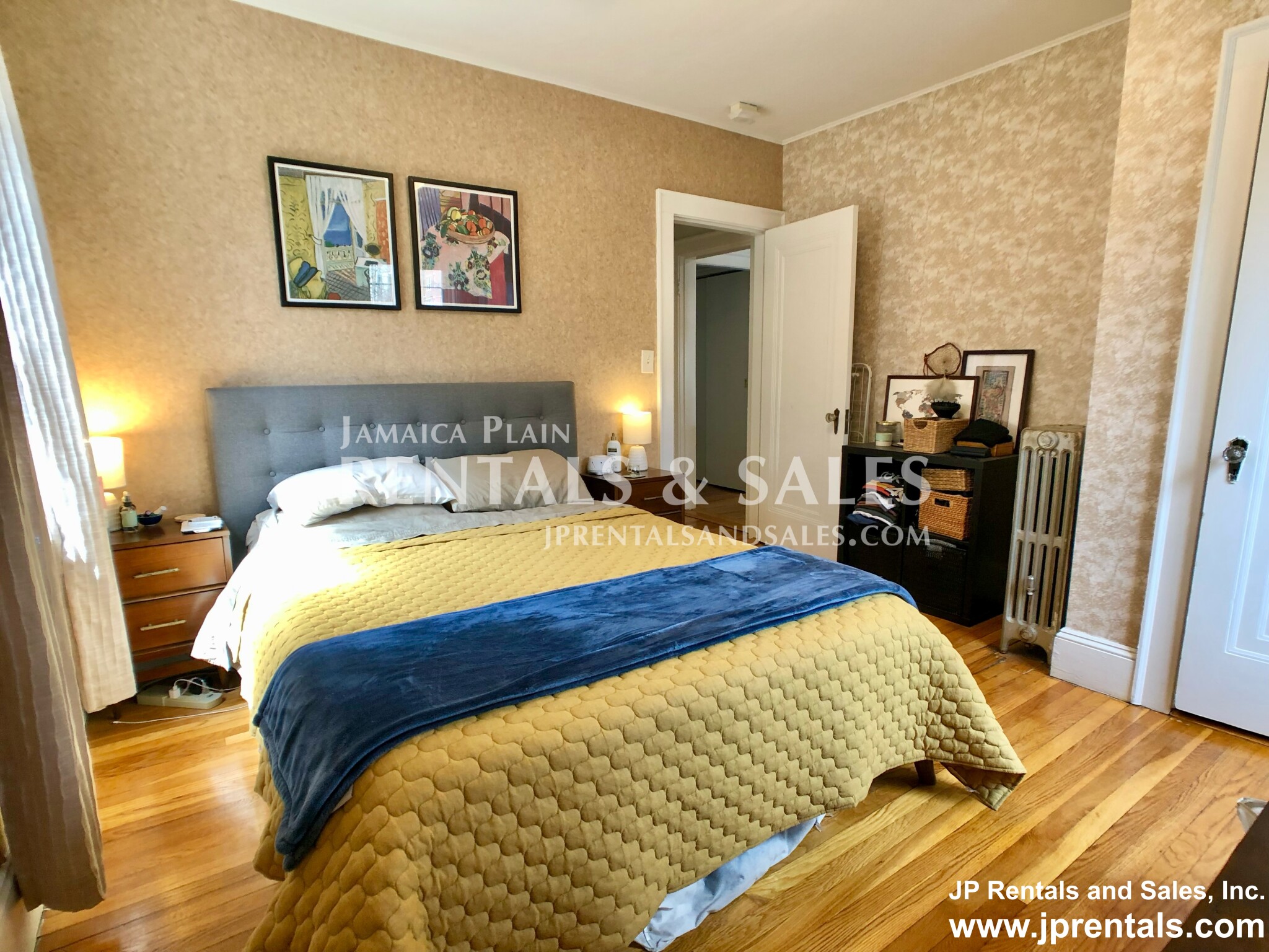 8 Lakeville Rd, Jamaica Plain