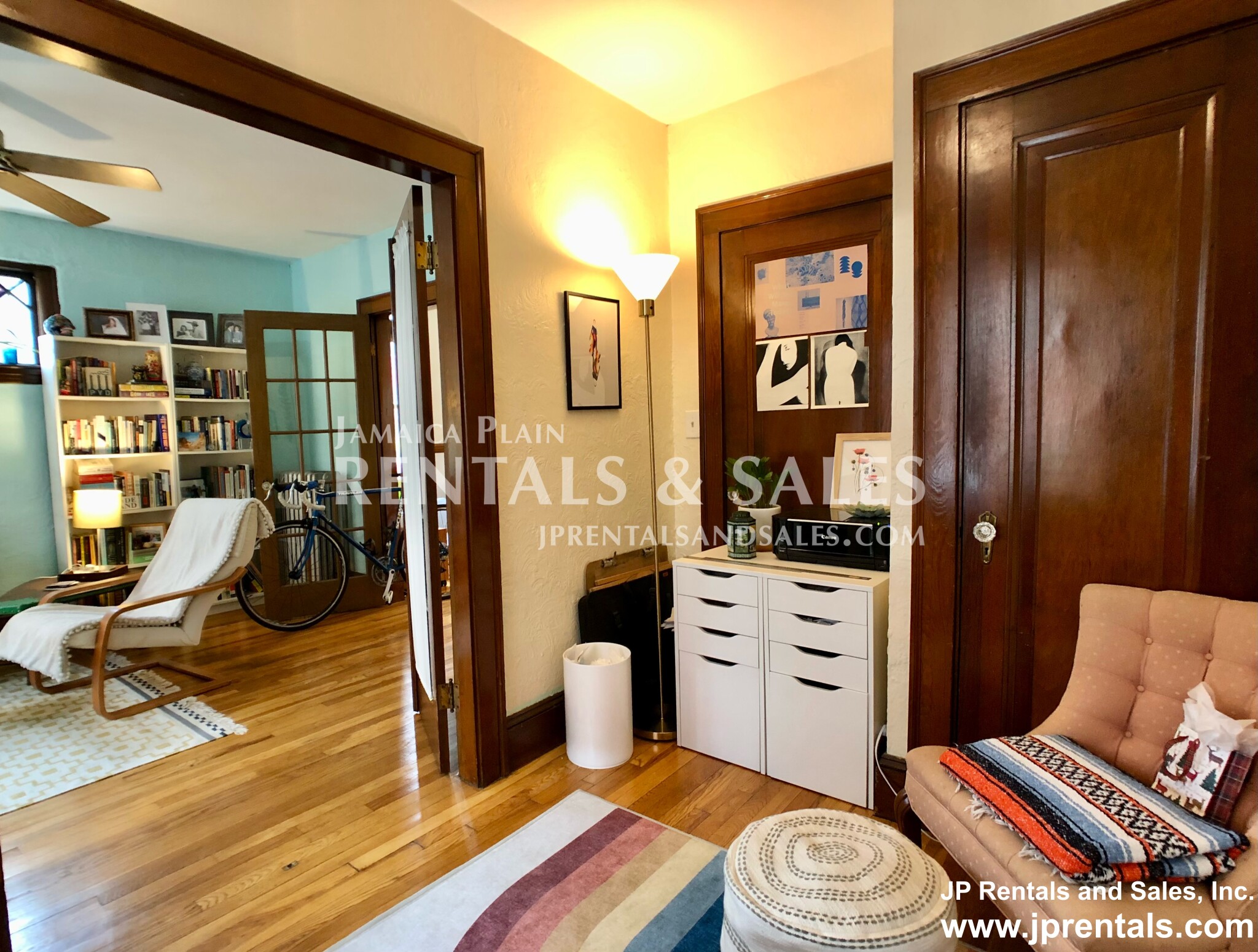 8 Lakeville Rd, Jamaica Plain