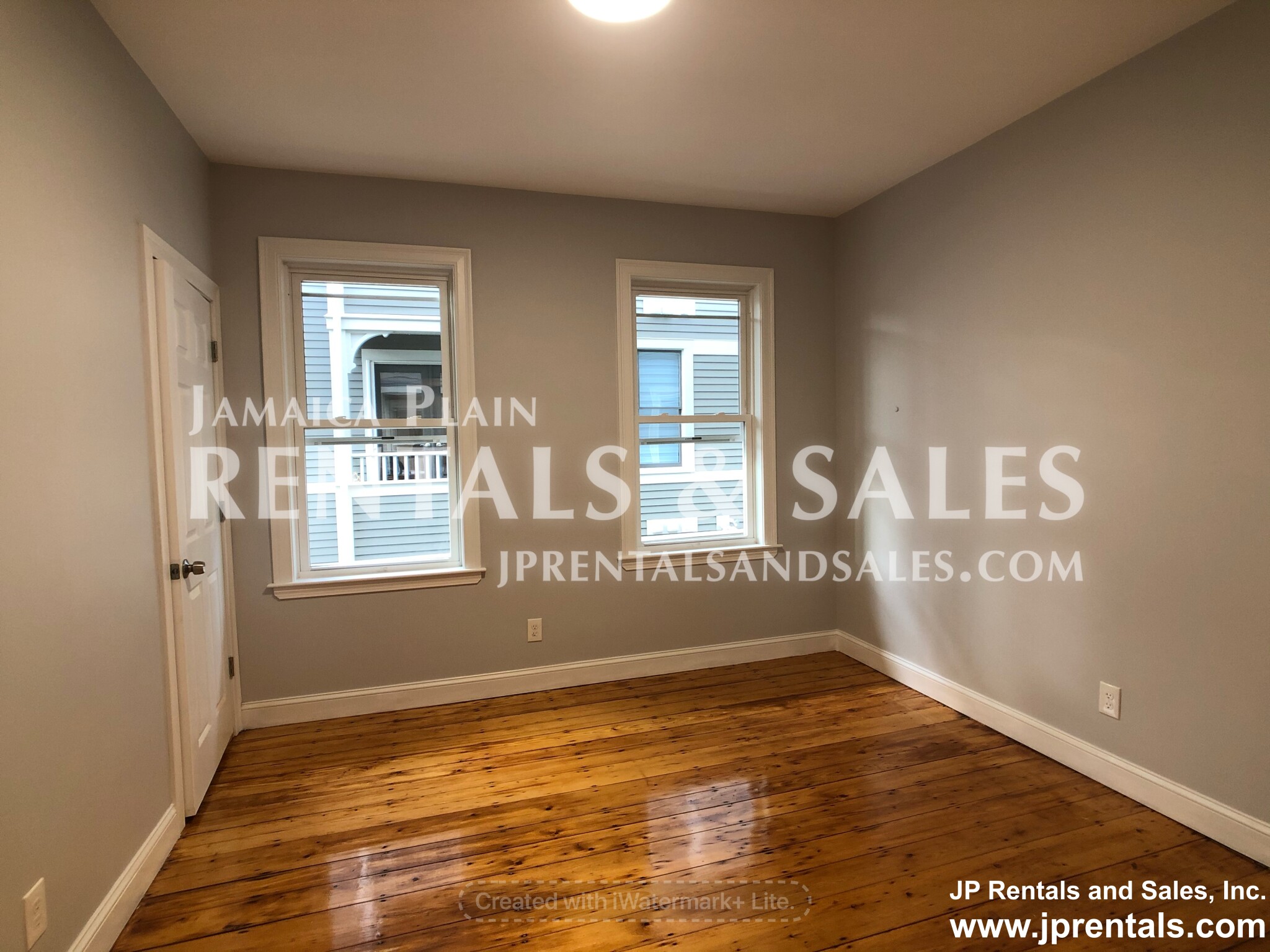 48 Green St, Jamaica Plain