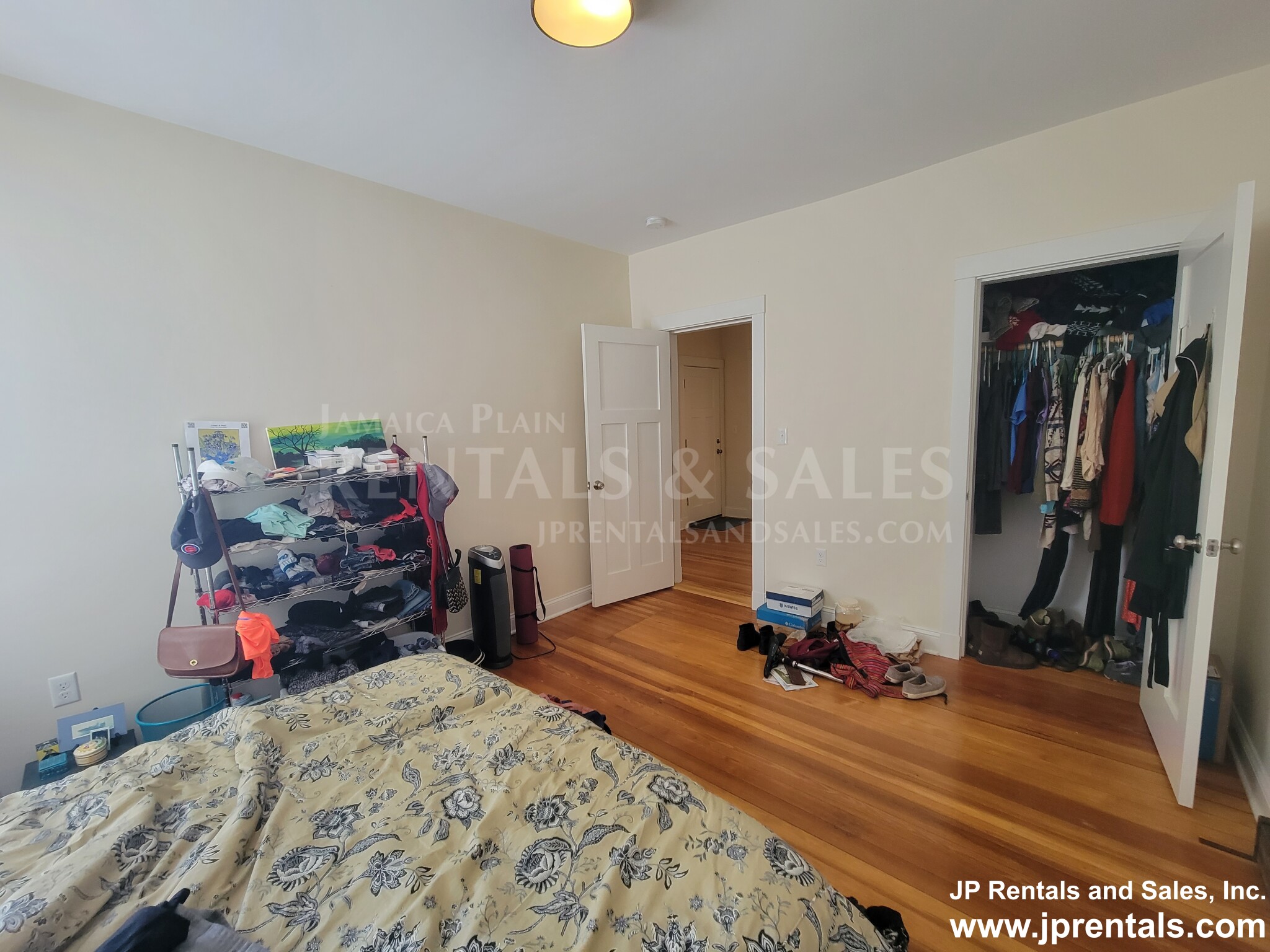 31 Parkton Rd, Jamaica Plain