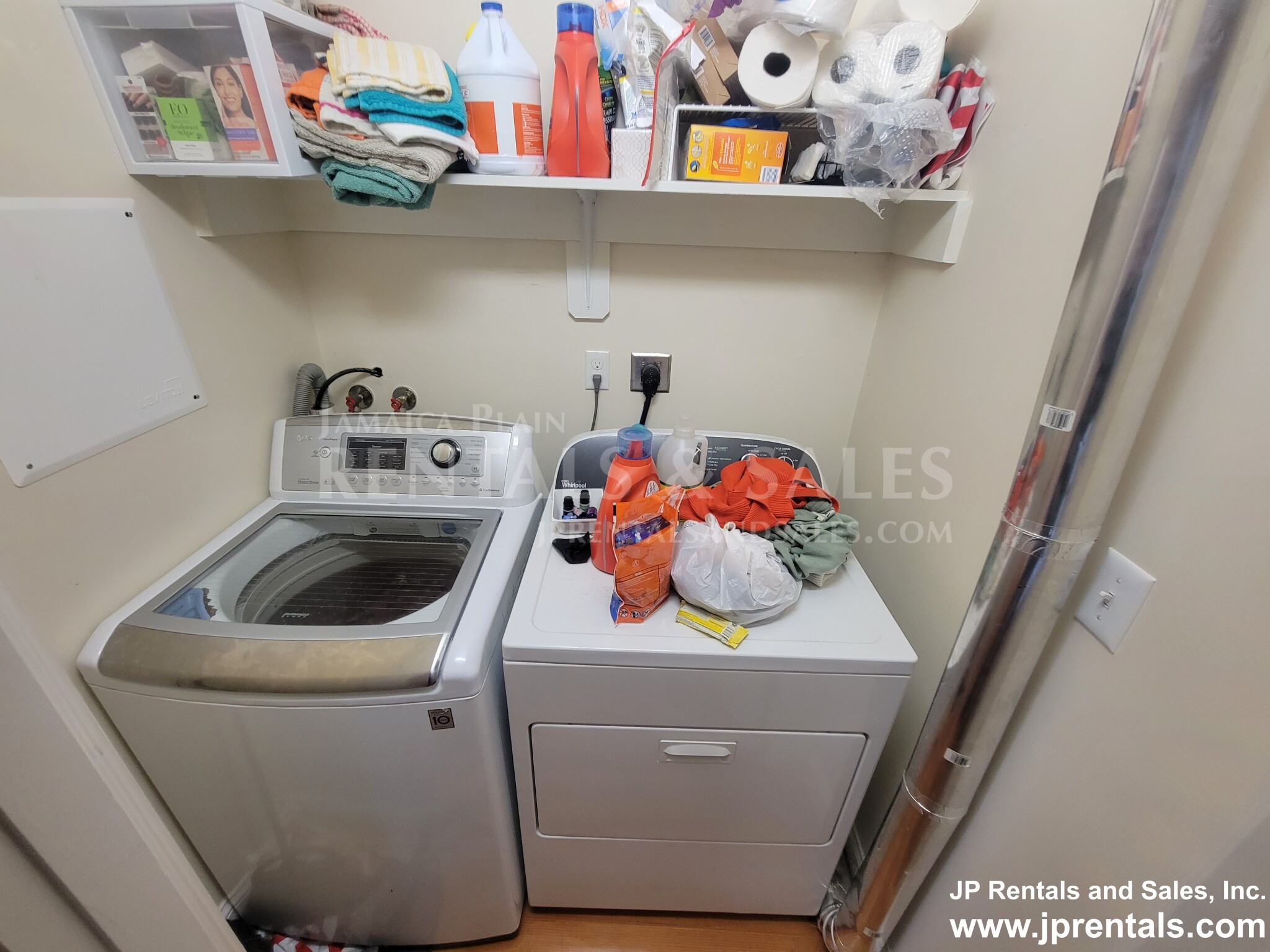 31 Parkton Rd, Jamaica Plain