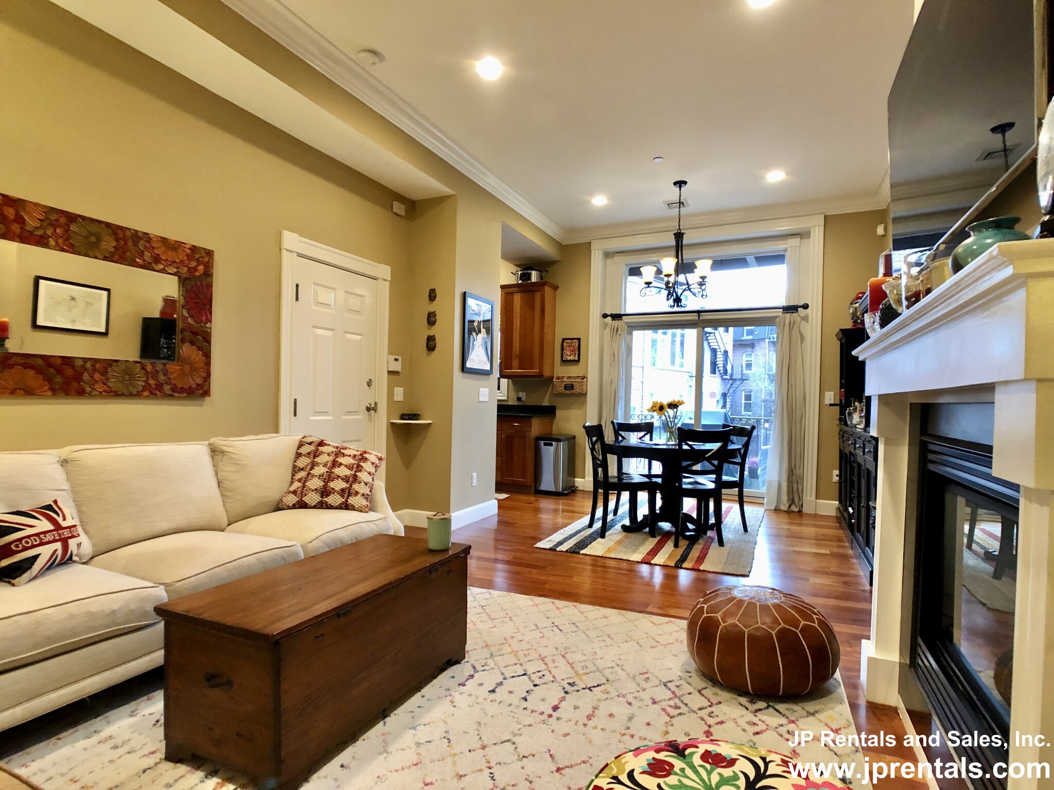 408 Columbus Ave, Jamaica Plain