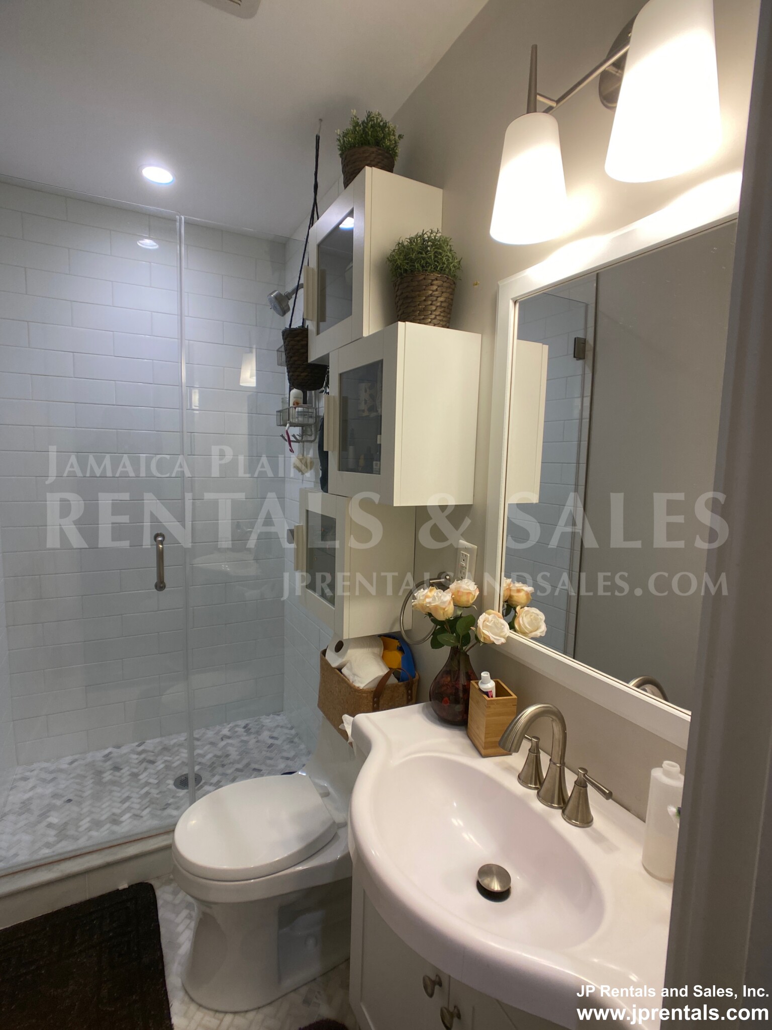 319 Forest Hills St, Jamaica Plain