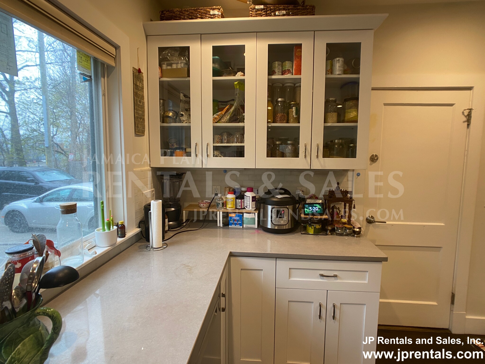 319 Forest Hills St, Jamaica Plain