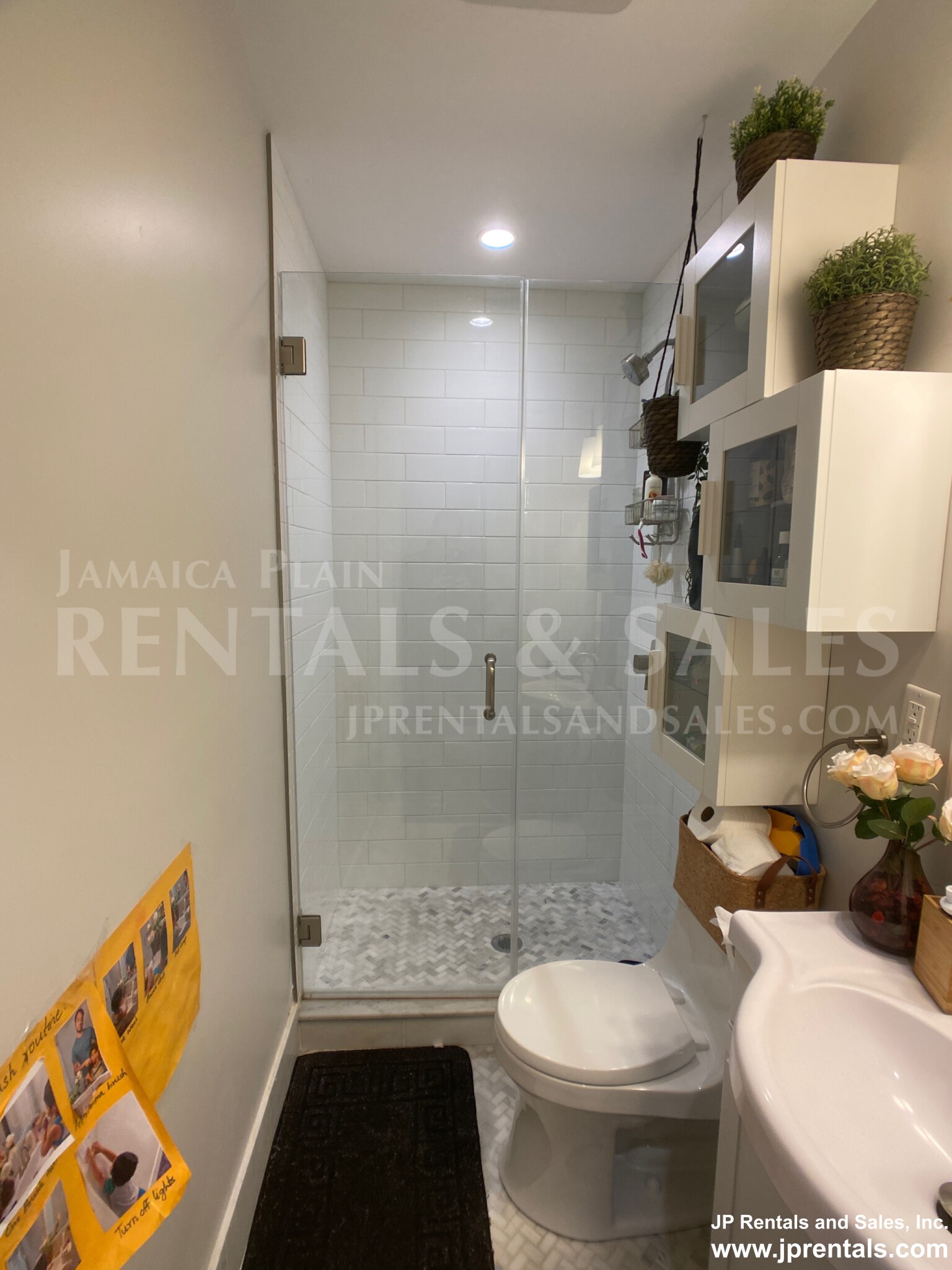 319 Forest Hills St, Jamaica Plain