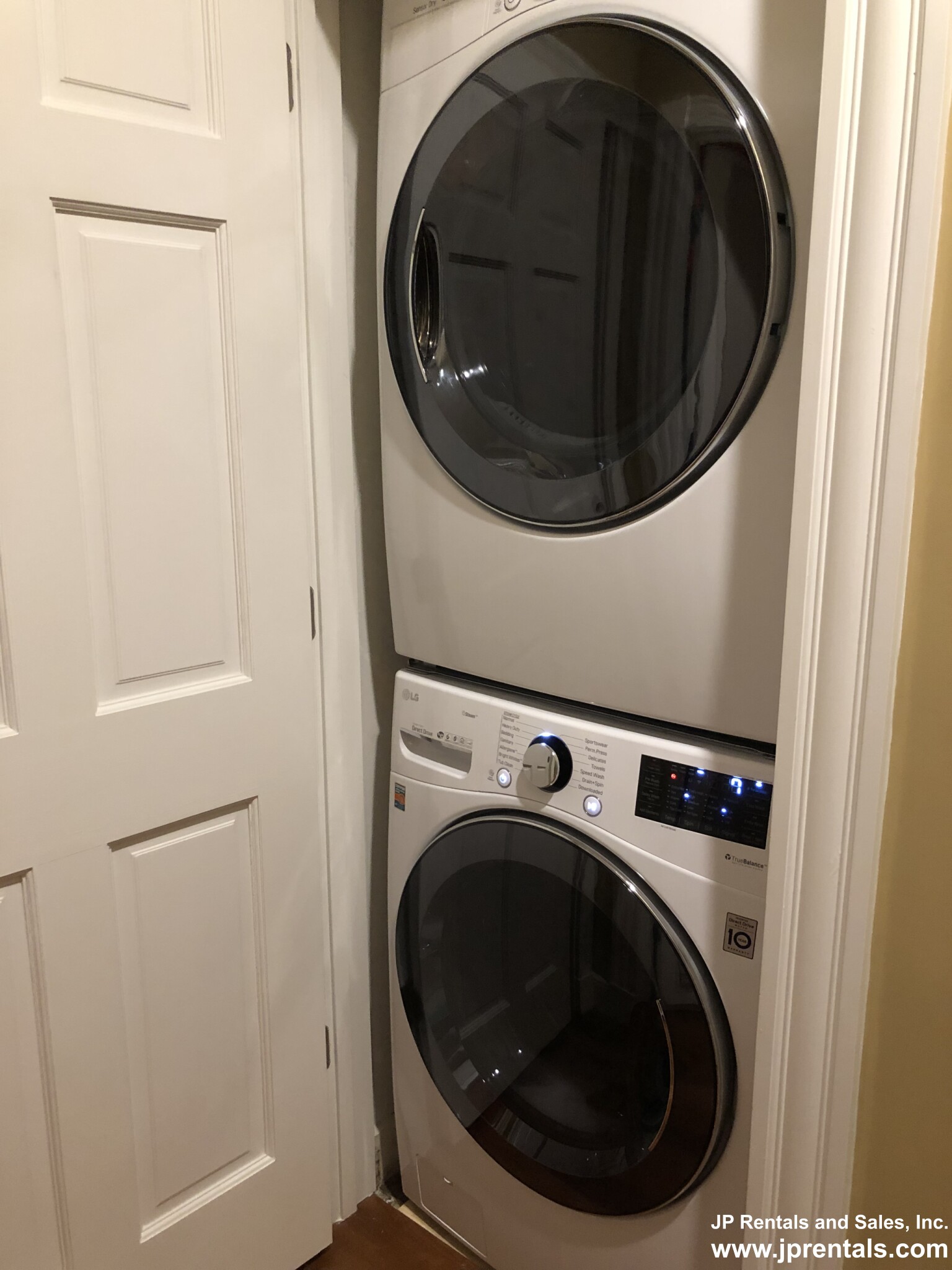 408 Columbus Ave, Jamaica Plain