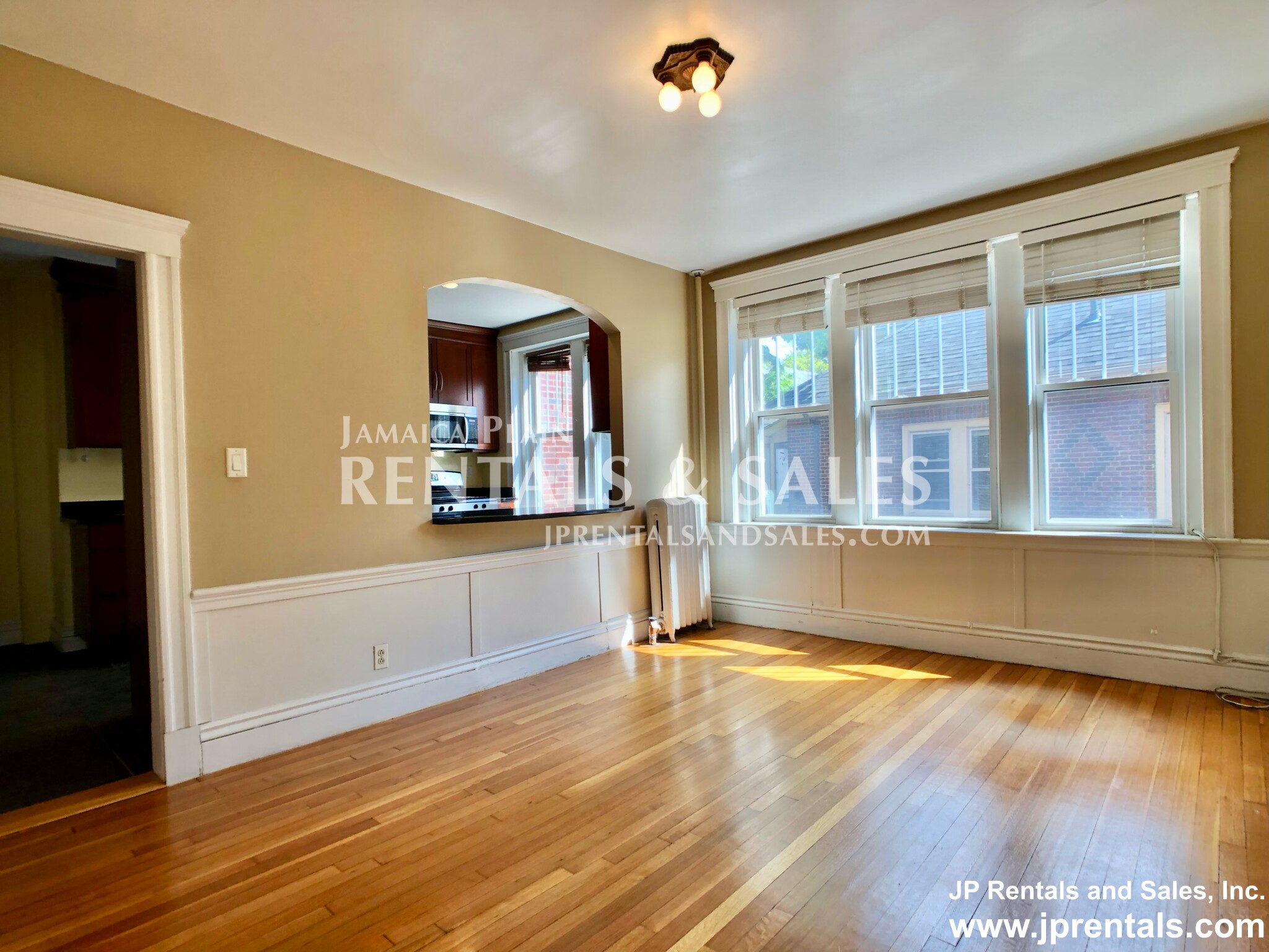 226 Jamaicaway, Jamaica Plain