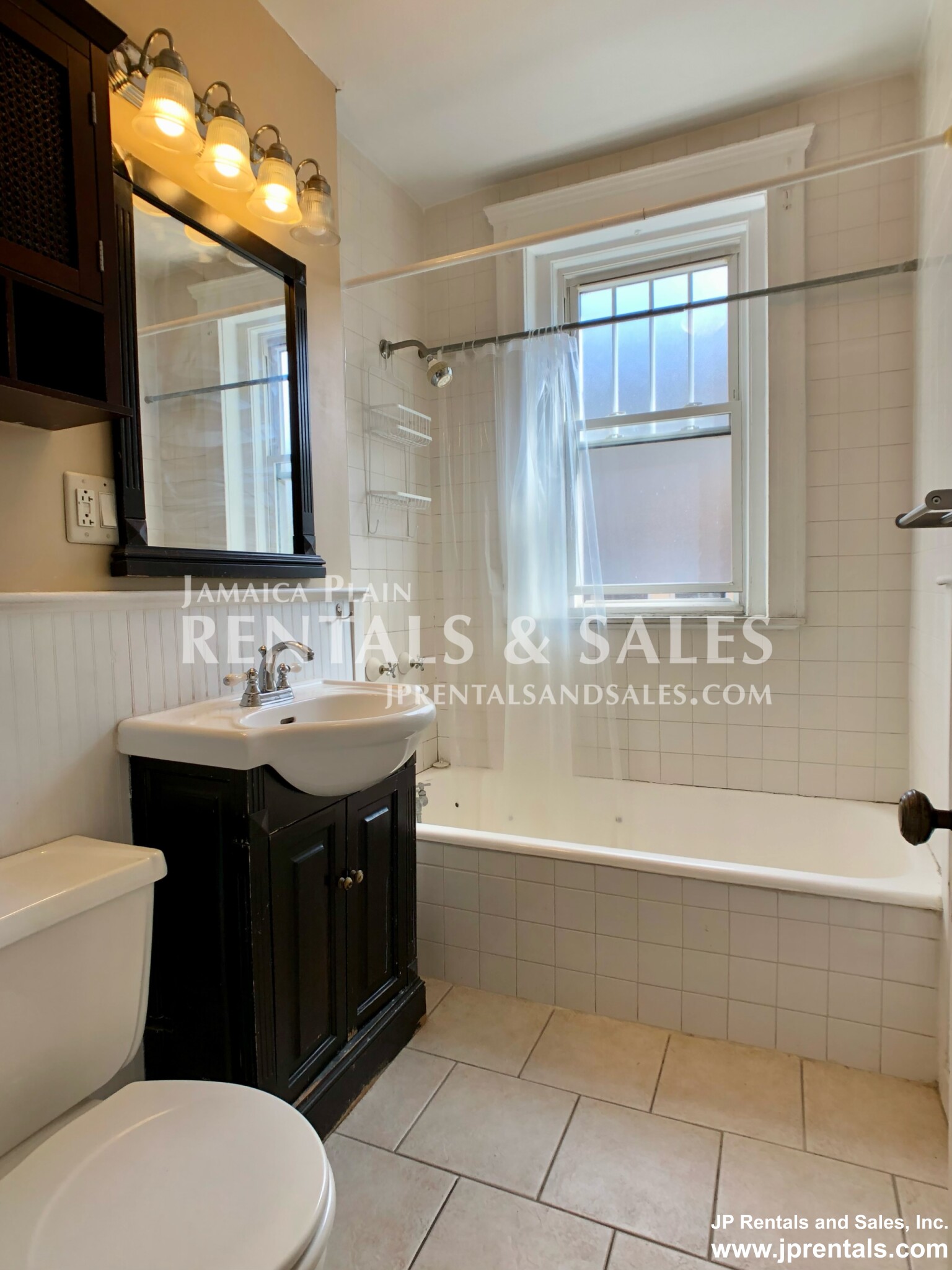 226 Jamaicaway, Jamaica Plain