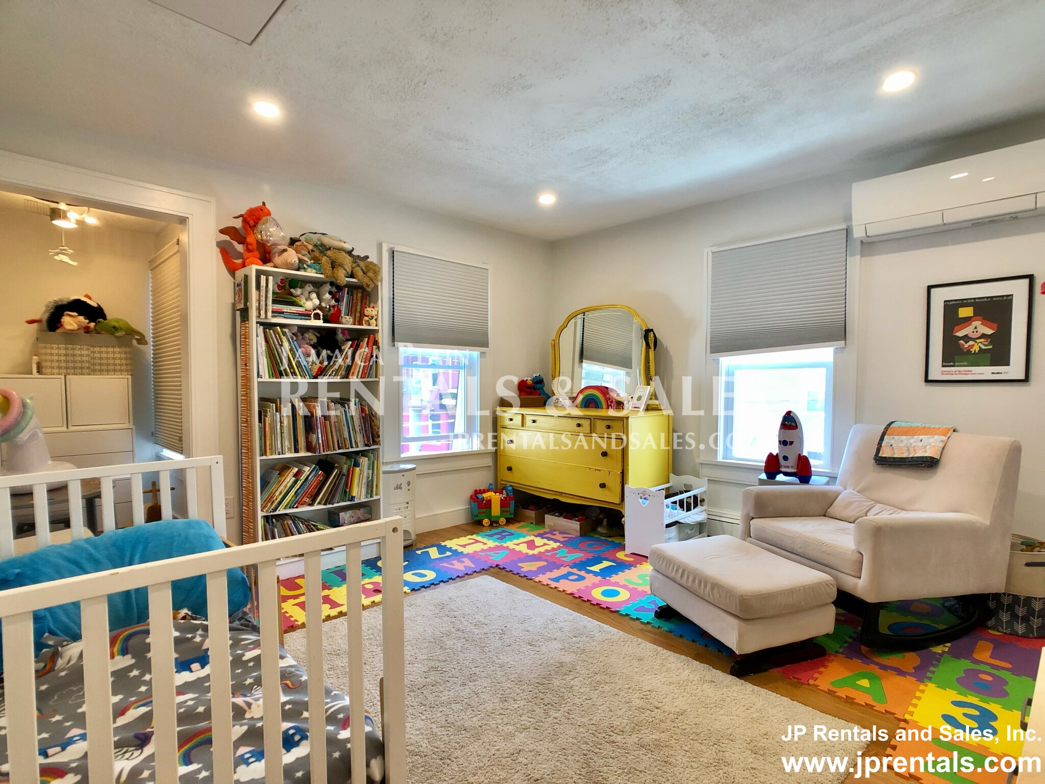 227 Amory St, Jamaica Plain