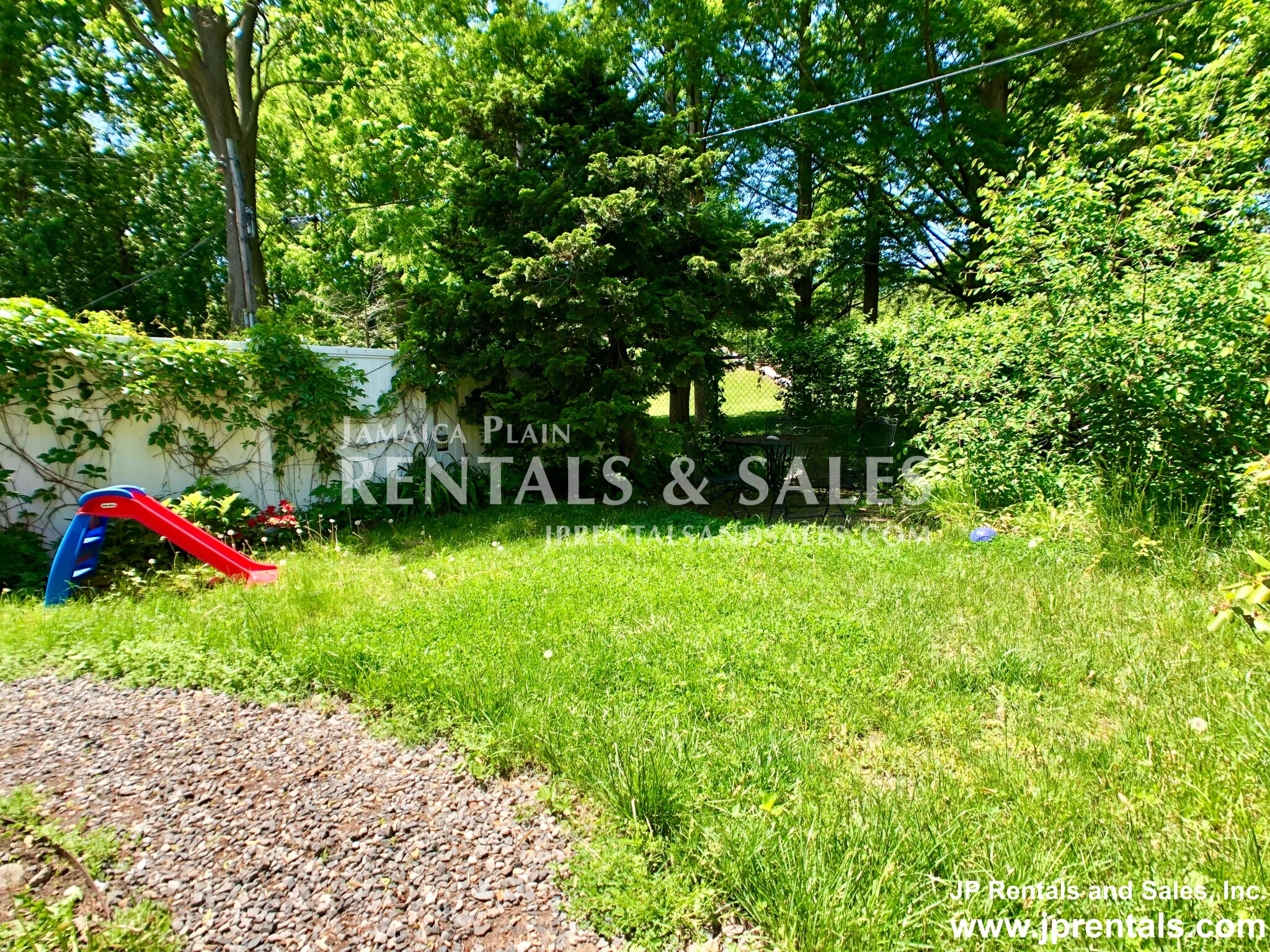 227 Amory St, Jamaica Plain