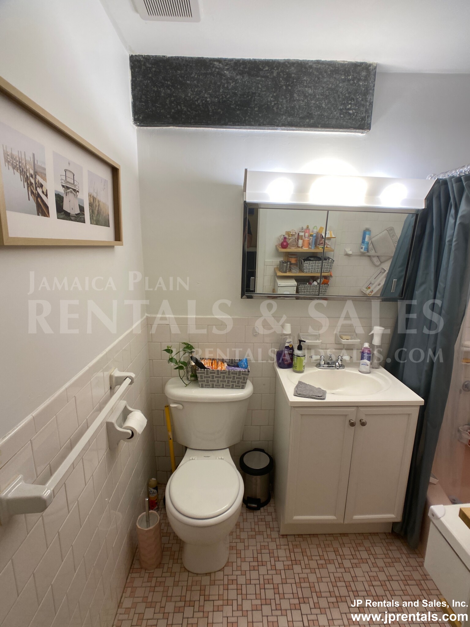 804 Centre St, Jamaica Plain