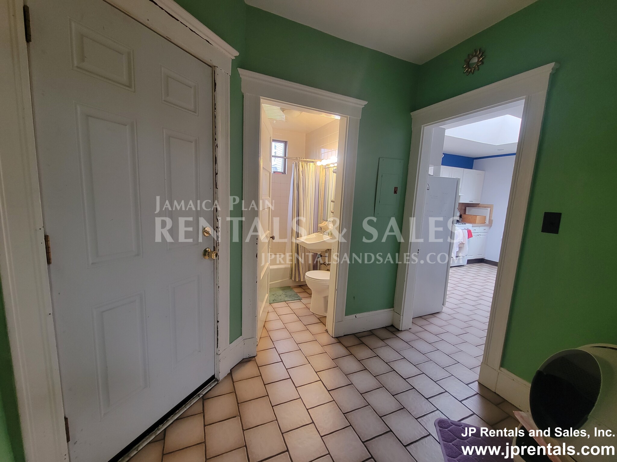 19 Estrella St, Jamaica Plain