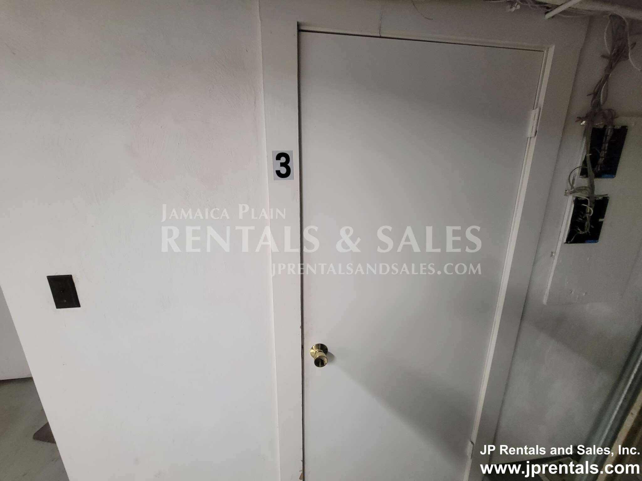 19 Estrella St, Jamaica Plain