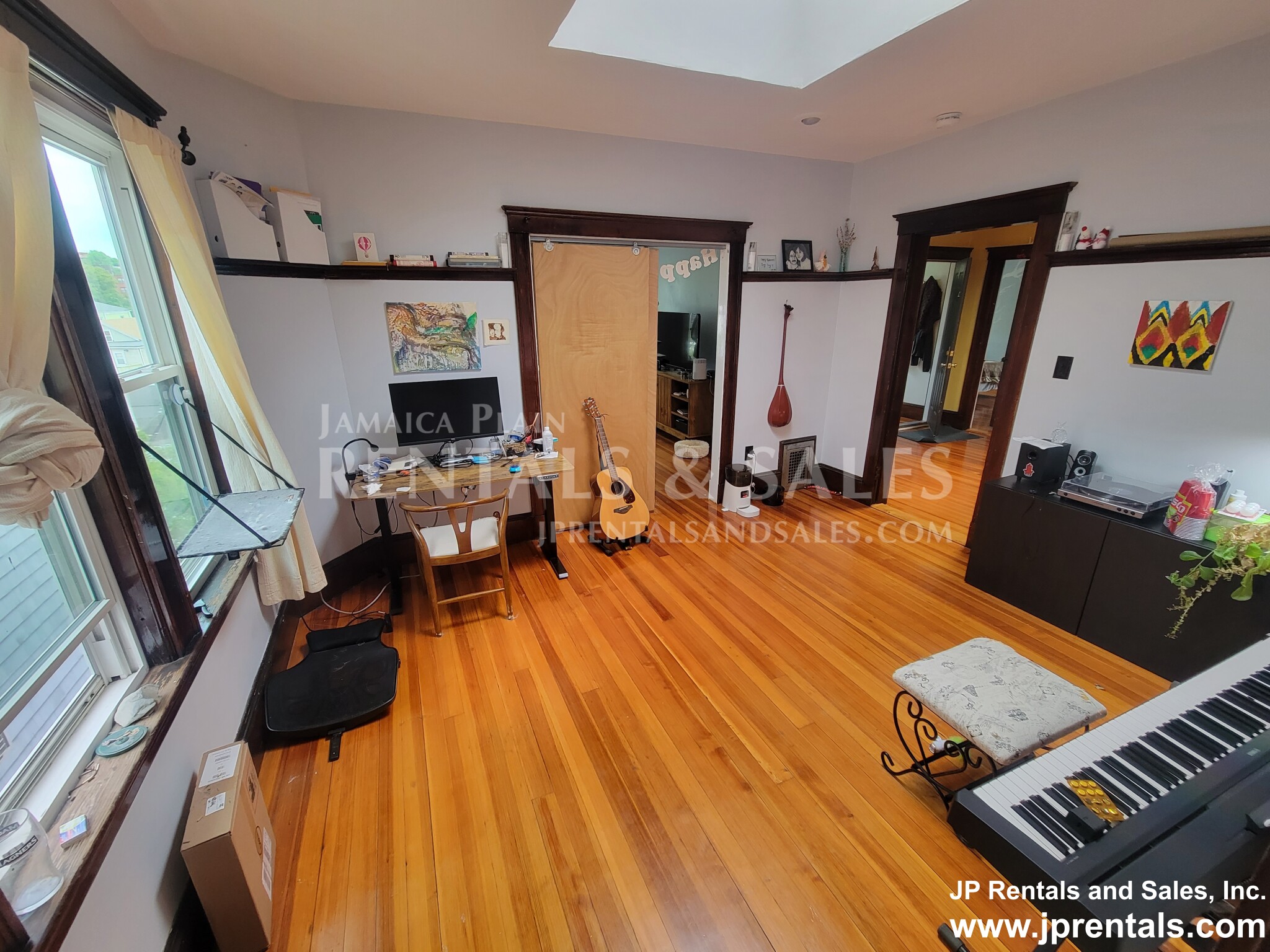 19 Estrella St, Jamaica Plain