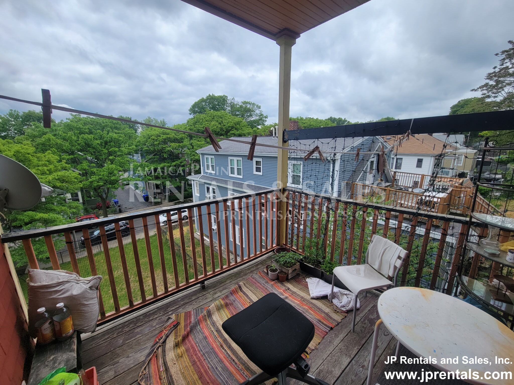 19 Estrella St, Jamaica Plain