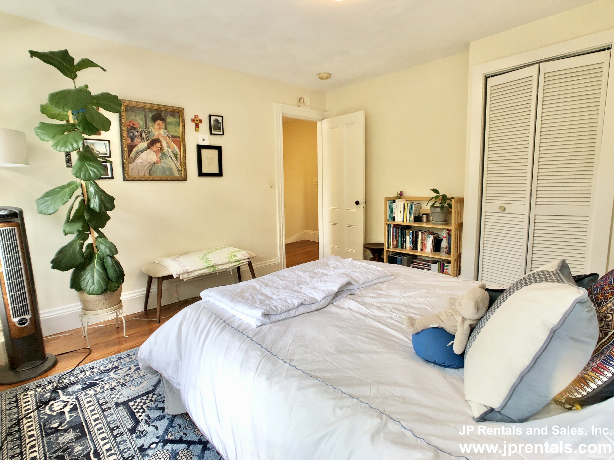 25 Lee St, Jamaica Plain