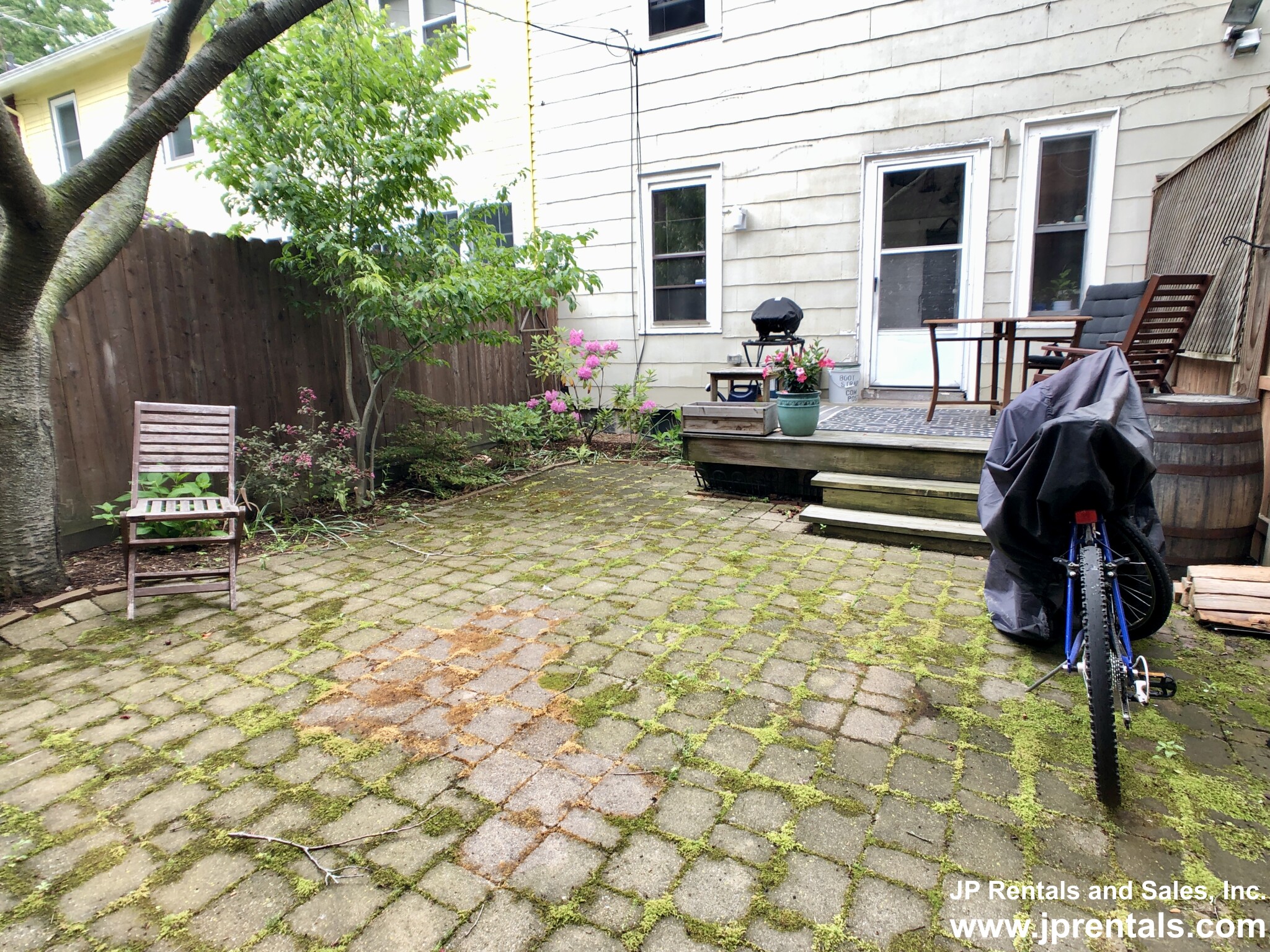 25 Lee St, Jamaica Plain