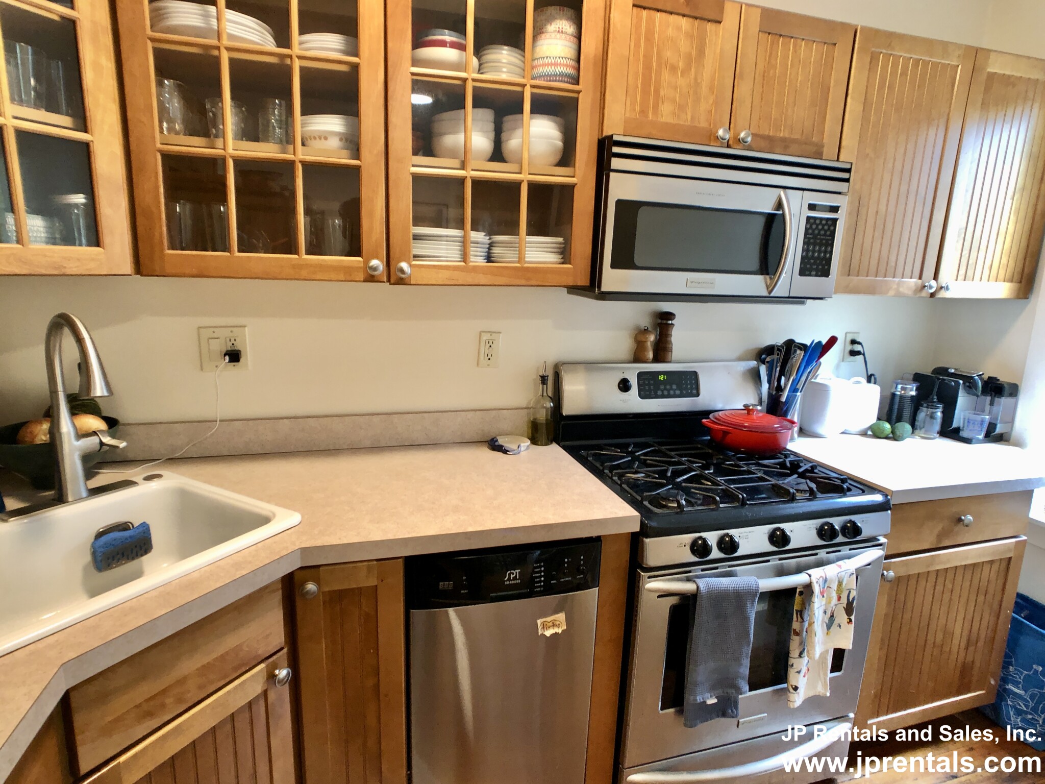 25 Lee St, Jamaica Plain