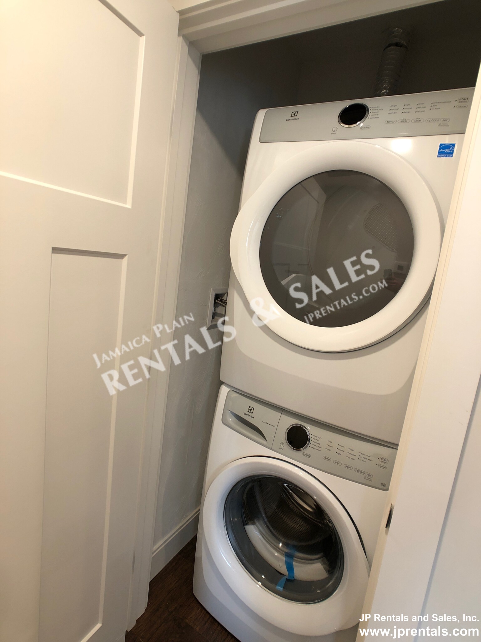 50 Stedman St, Jamaica Plain