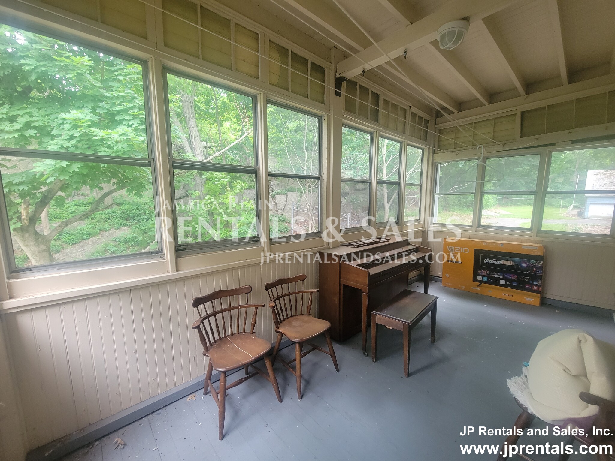 20 Glade Ave, Jamaica Plain