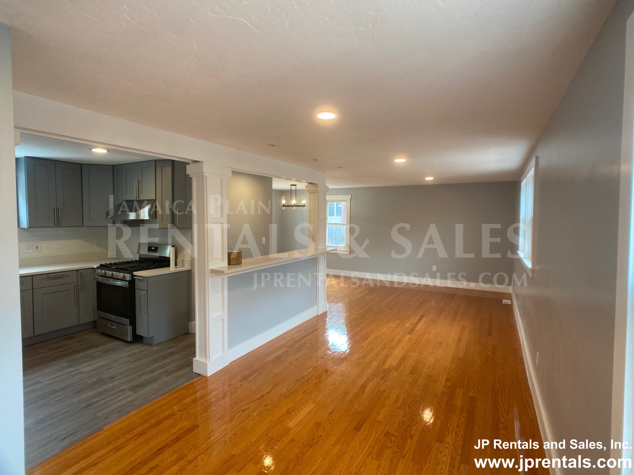 106 Montebello Rd, Jamaica Plain