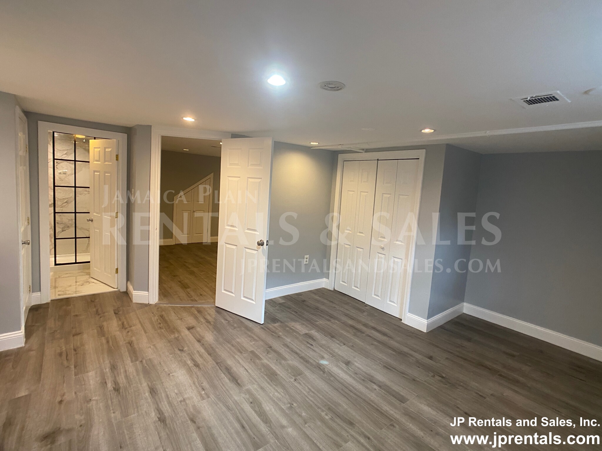 106 Montebello Rd, Jamaica Plain