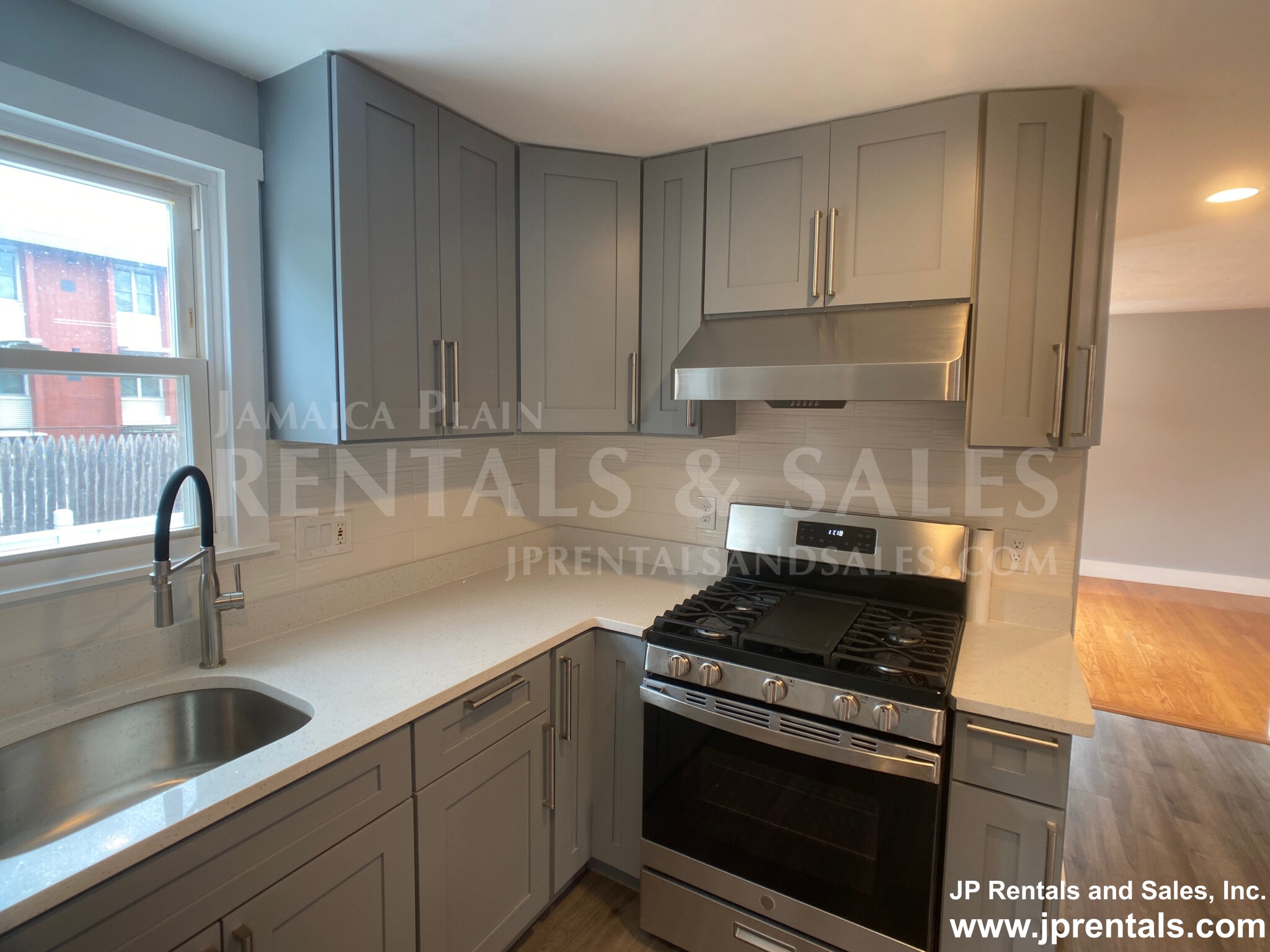 106 Montebello Rd, Jamaica Plain