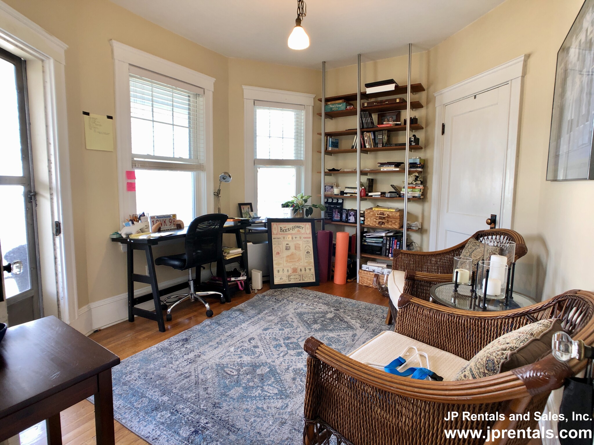 90 Forest Hills St, Jamaica Plain