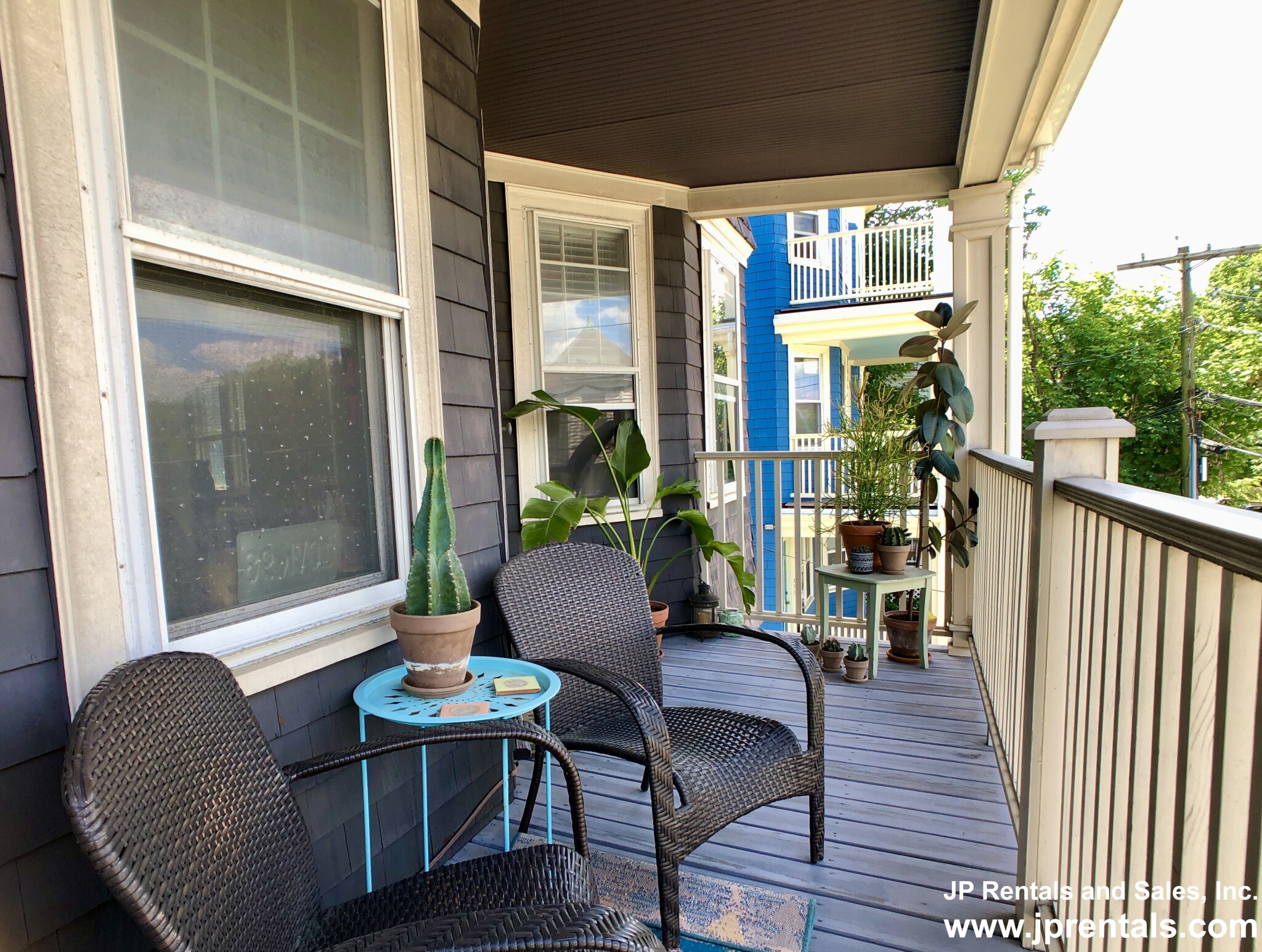 90 Forest Hills St, Jamaica Plain