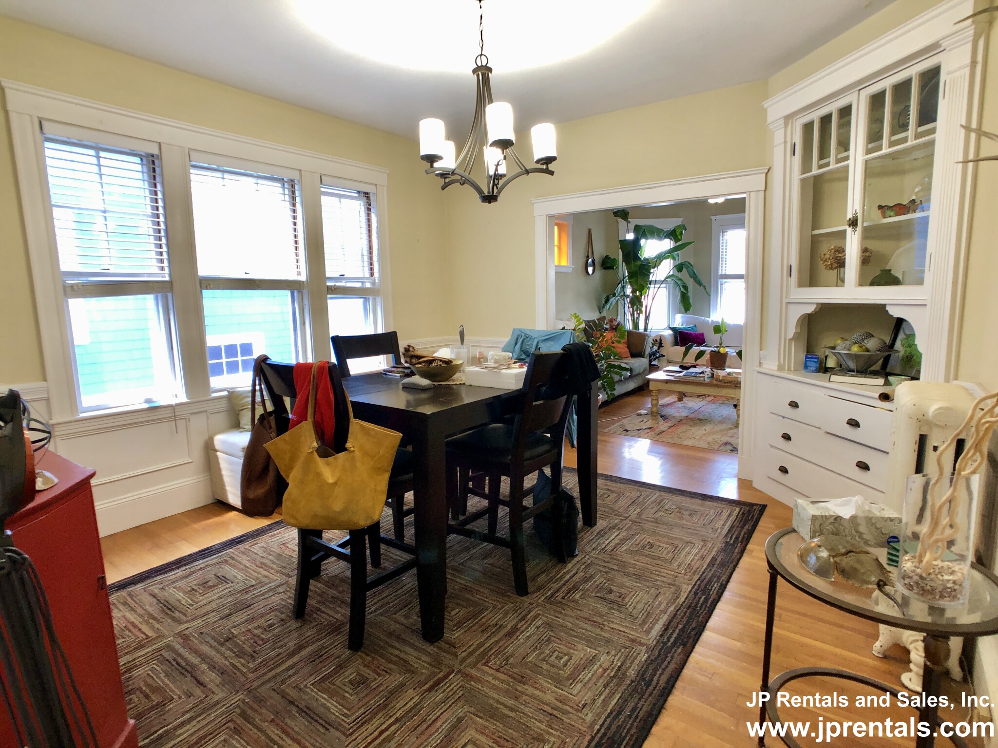 90 Forest Hills St, Jamaica Plain